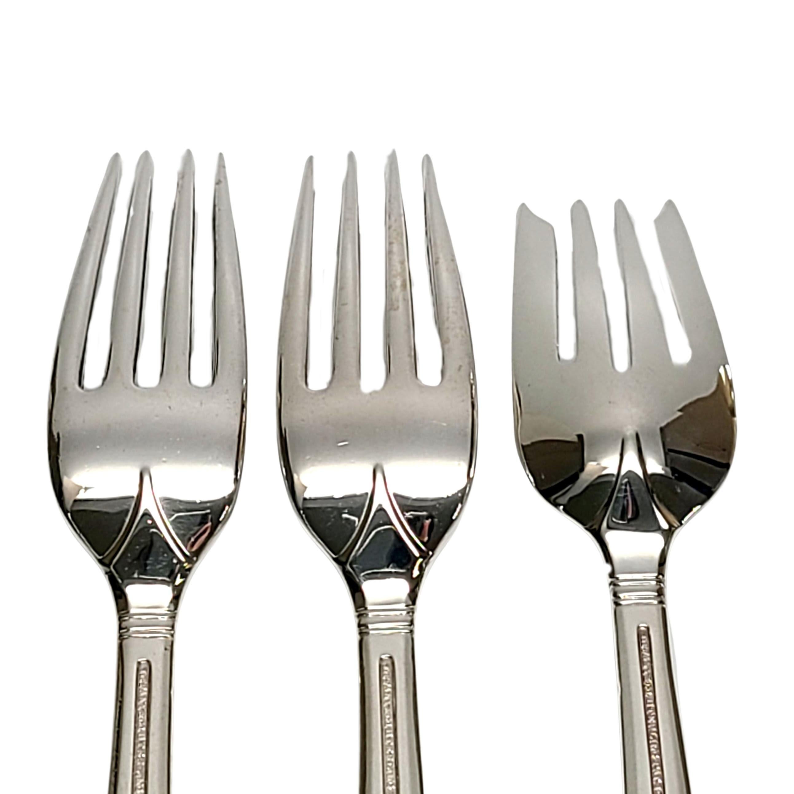 dinner fork vs salad fork
