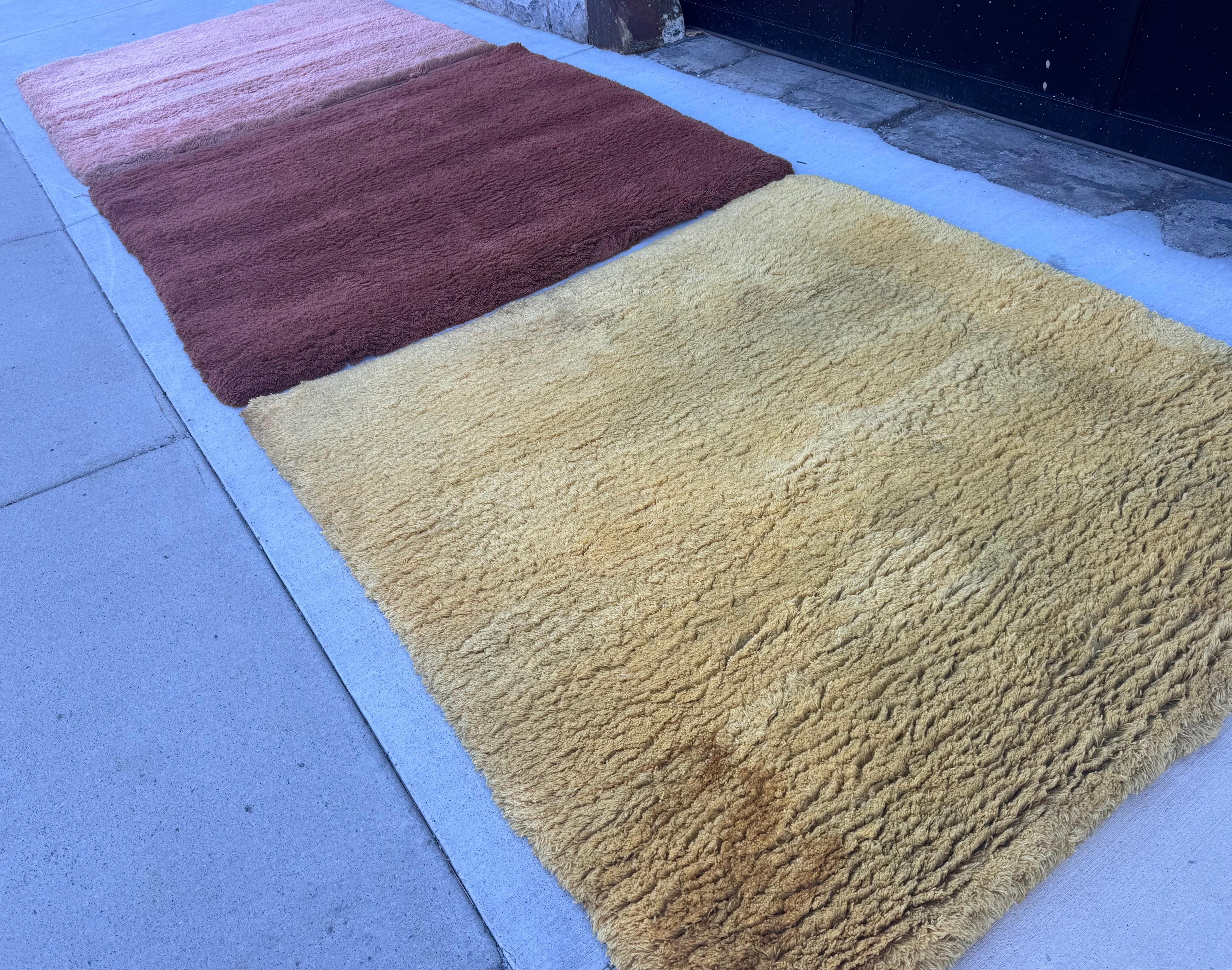 Set of 3 TISCA,  Vintage Pure Wool Rugs, circa 1970s , made in France For Sale 5