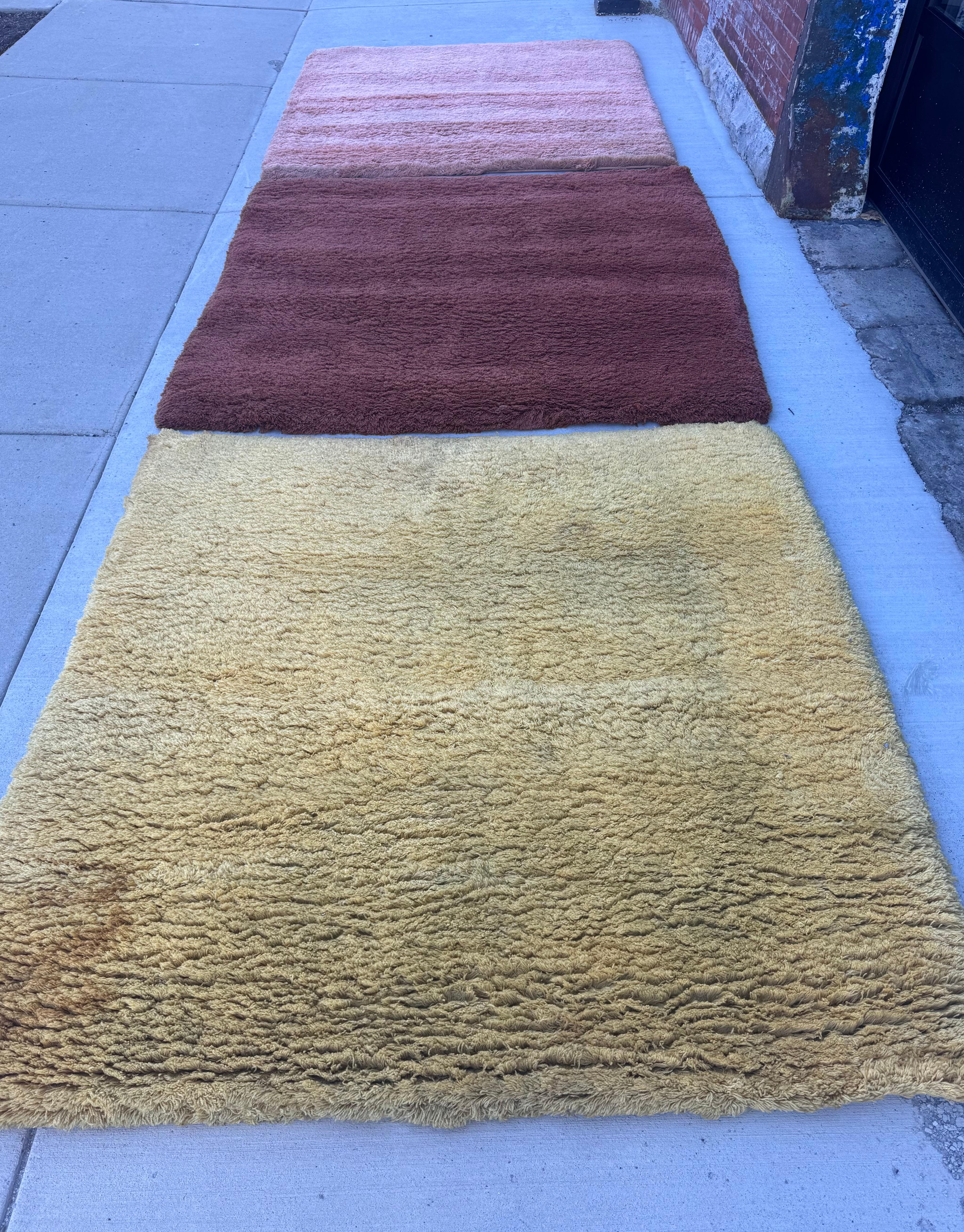 Set of 3 TISCA,  Vintage Pure Wool Rugs, circa 1970s , made in France For Sale 10