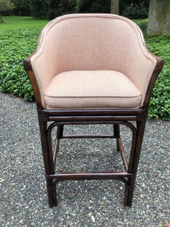 Satz von 3 traditionellen Barhockern aus Holz und Rattan