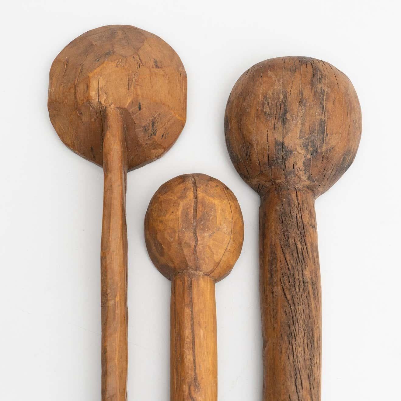 3er-Set traditioneller, rustikaler, primitiver, geschnitzter Holzlöffel 6