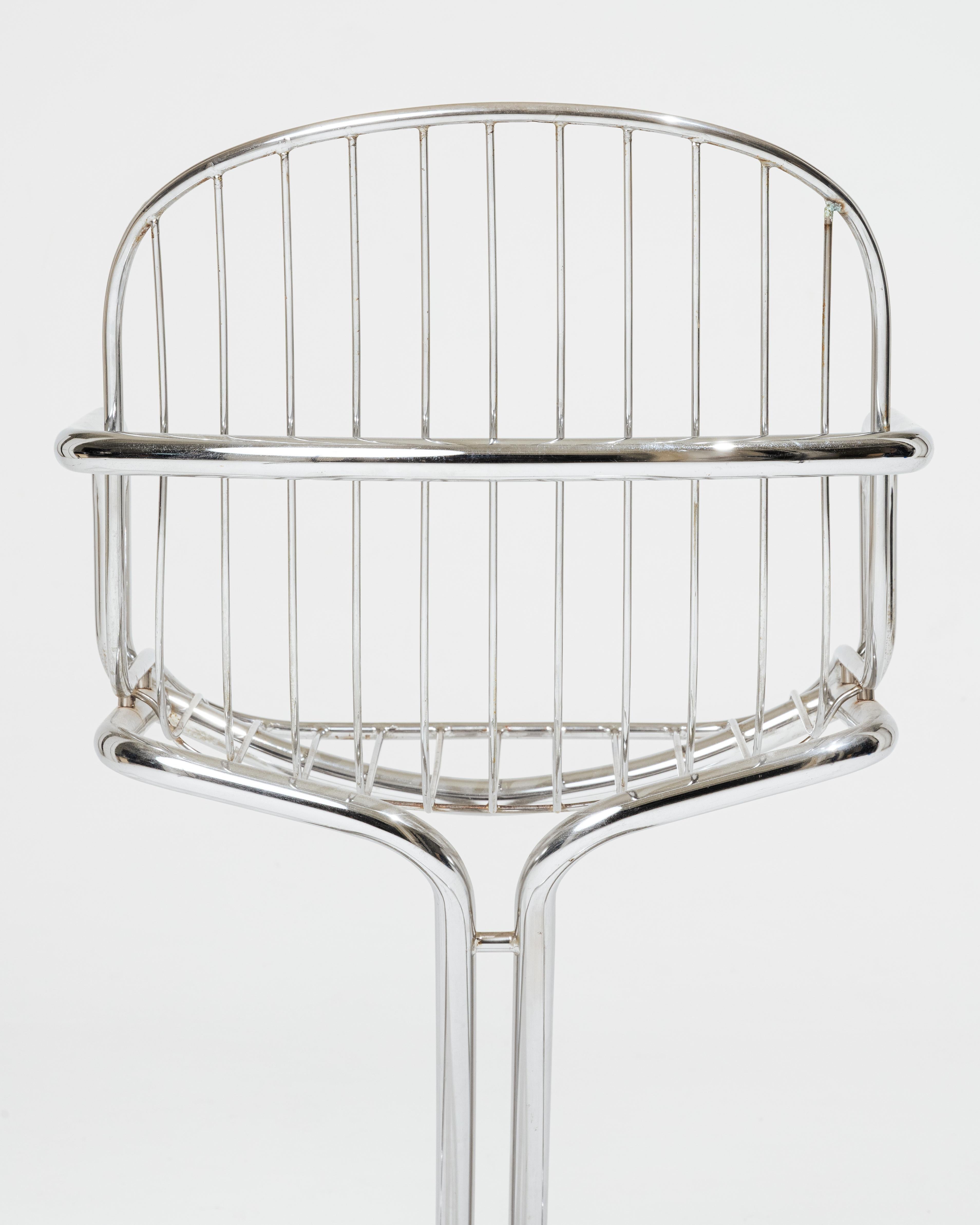 Set of 3 tubular chrome chairs, 1970s For Sale 5