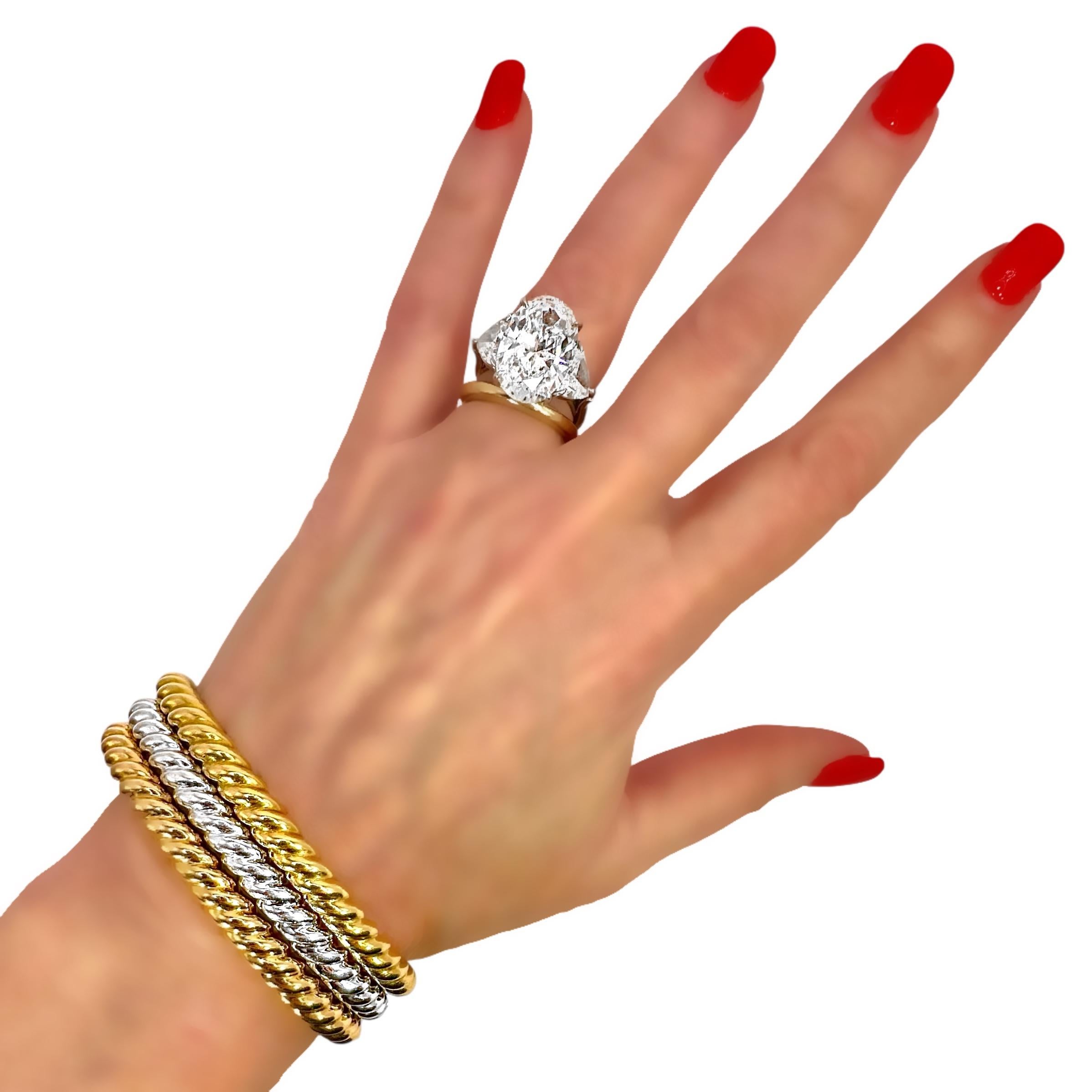 Set aus 3 ovalen Armbändern mit gedrehtem Seil und Scharnier 18K Gelb-, Weiß- und Roségold im Angebot 9