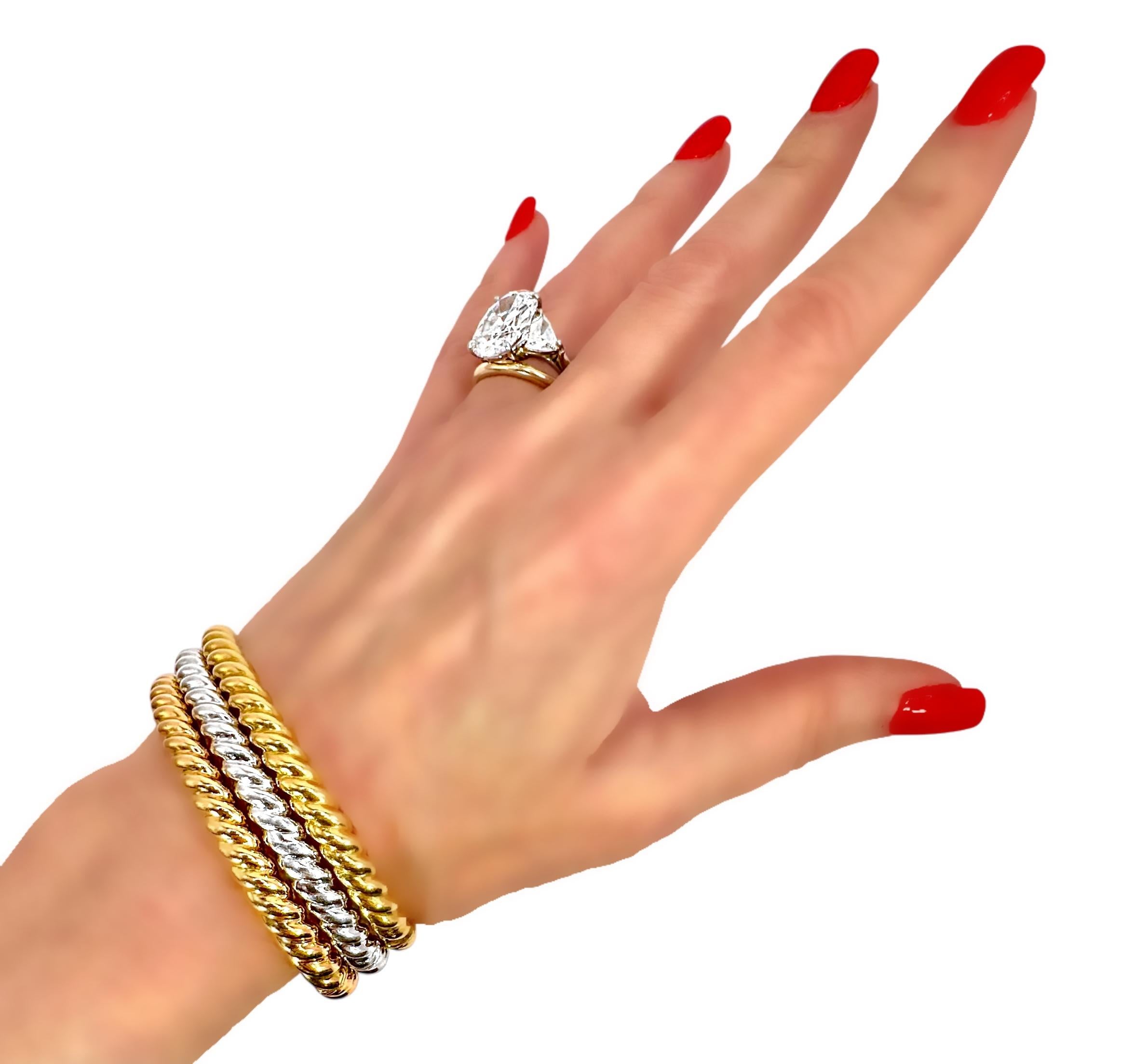 Set aus 3 ovalen Armbändern mit gedrehtem Seil und Scharnier 18K Gelb-, Weiß- und Roségold im Angebot 10