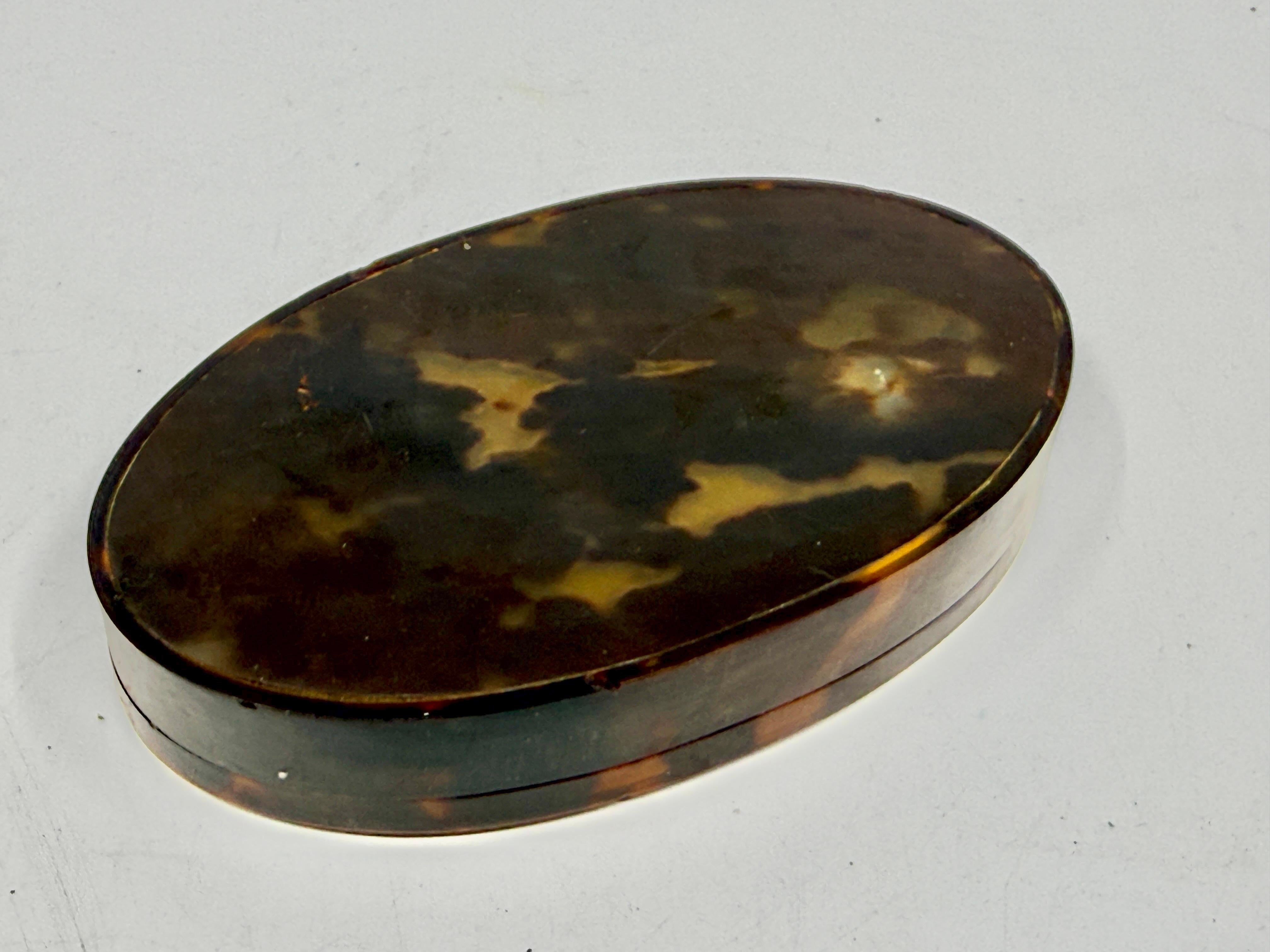 Set di 3 tabacchiere o trinket box vittoriane in Horn in vendita 7