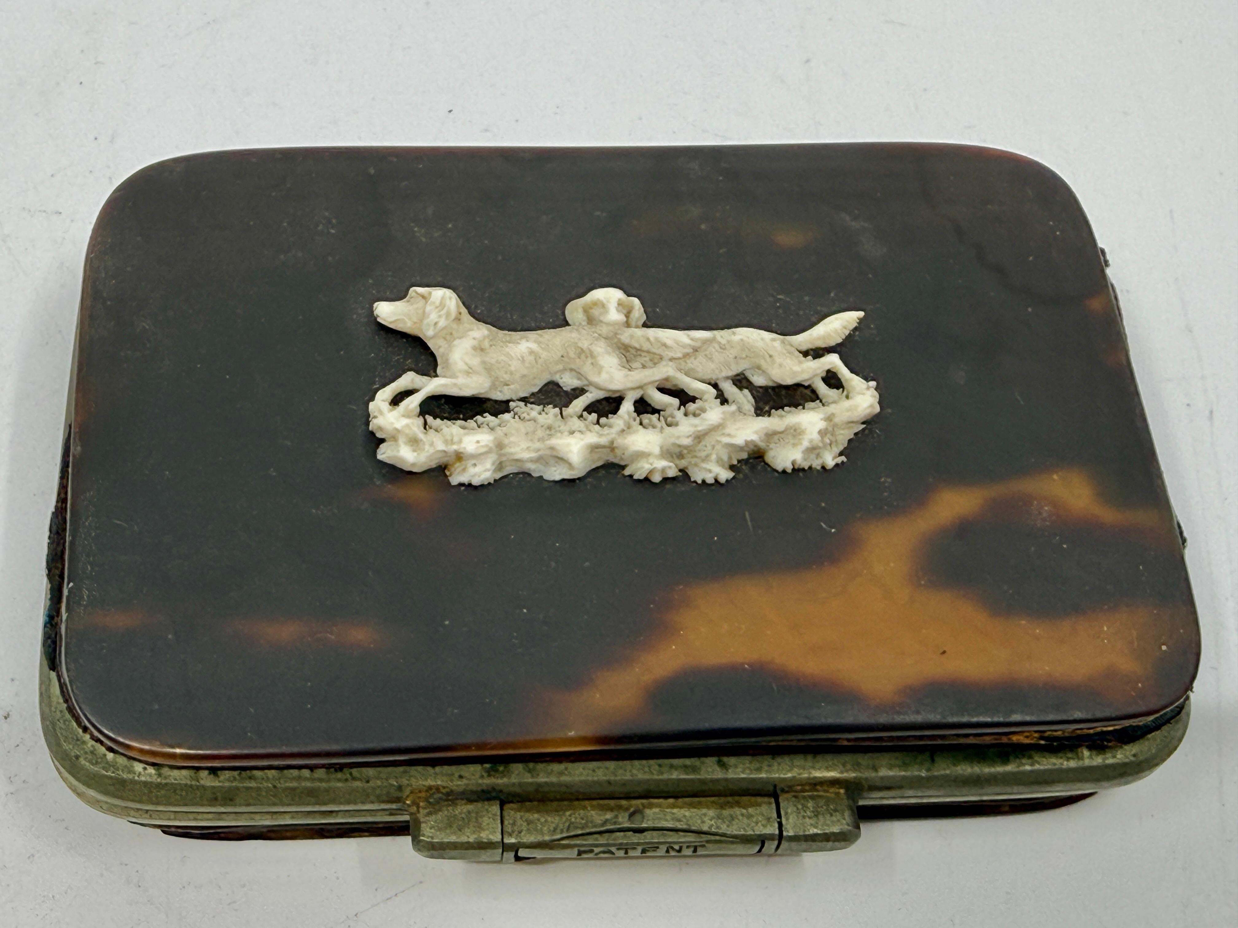 Britannico Set di 3 tabacchiere o trinket box vittoriane in Horn in vendita