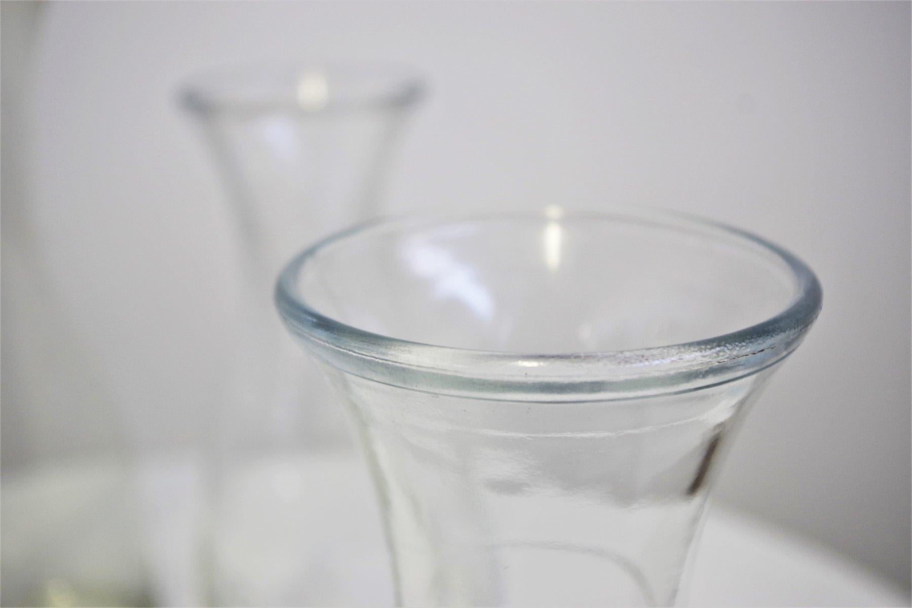 Italian Ensemble de 3 pichets en verre des années 1950 - Transparence intemporelle en vente