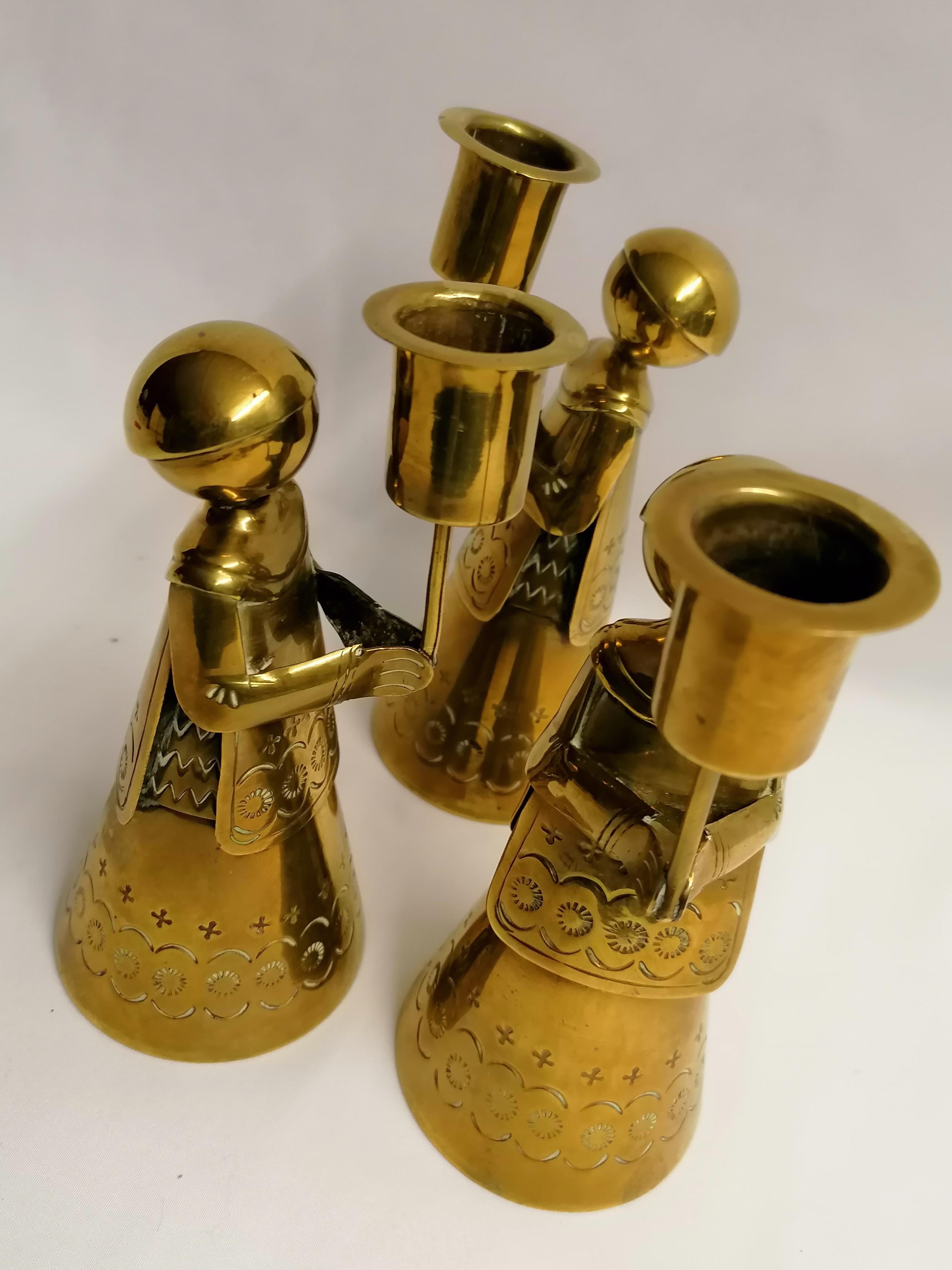 Set of 3 Vintage Brass Angels Alter Hand Hammered P Mexico 4 In Good Condition For Sale In SITTINGBOURNE, Kent