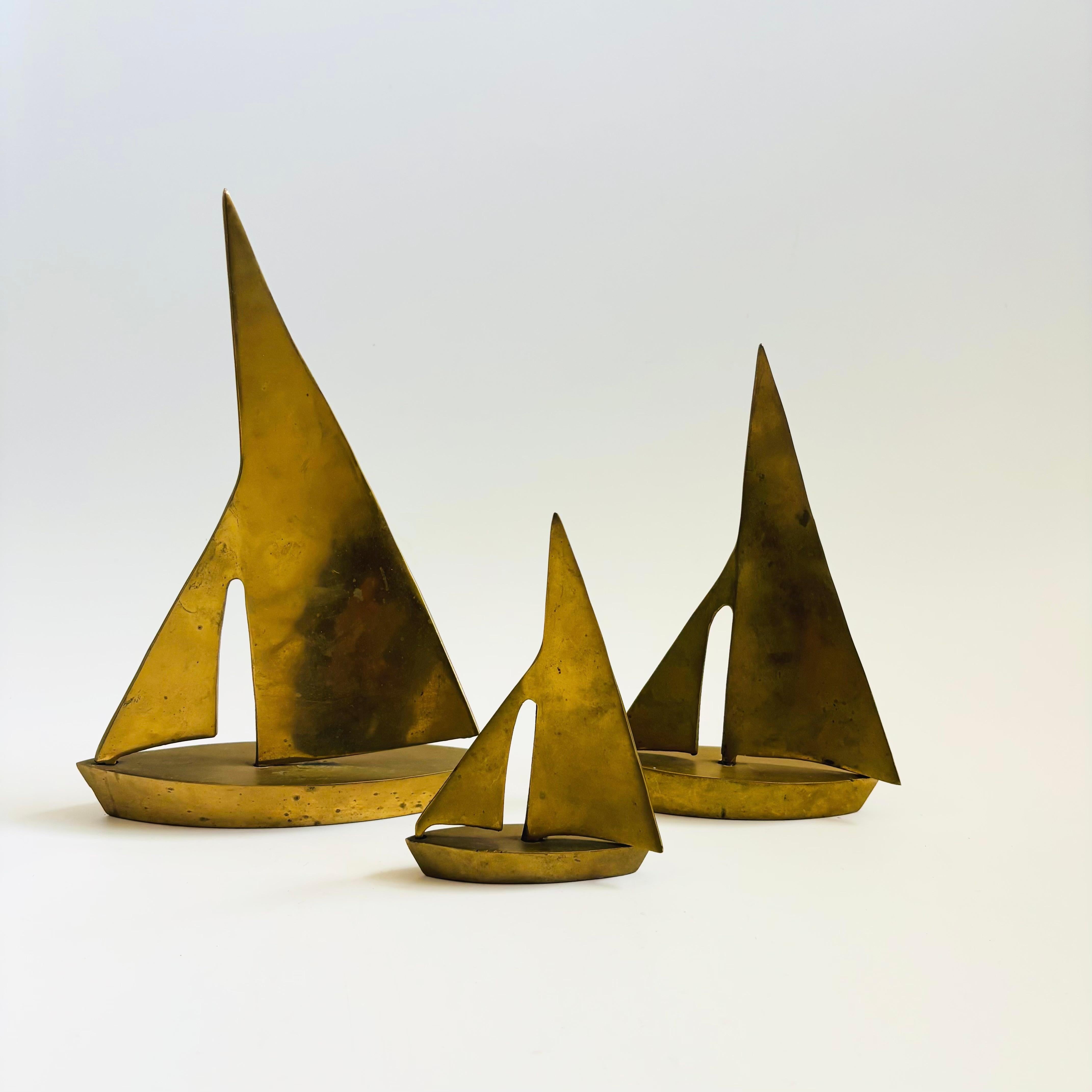 Set di 3 velieri in ottone vintage 1