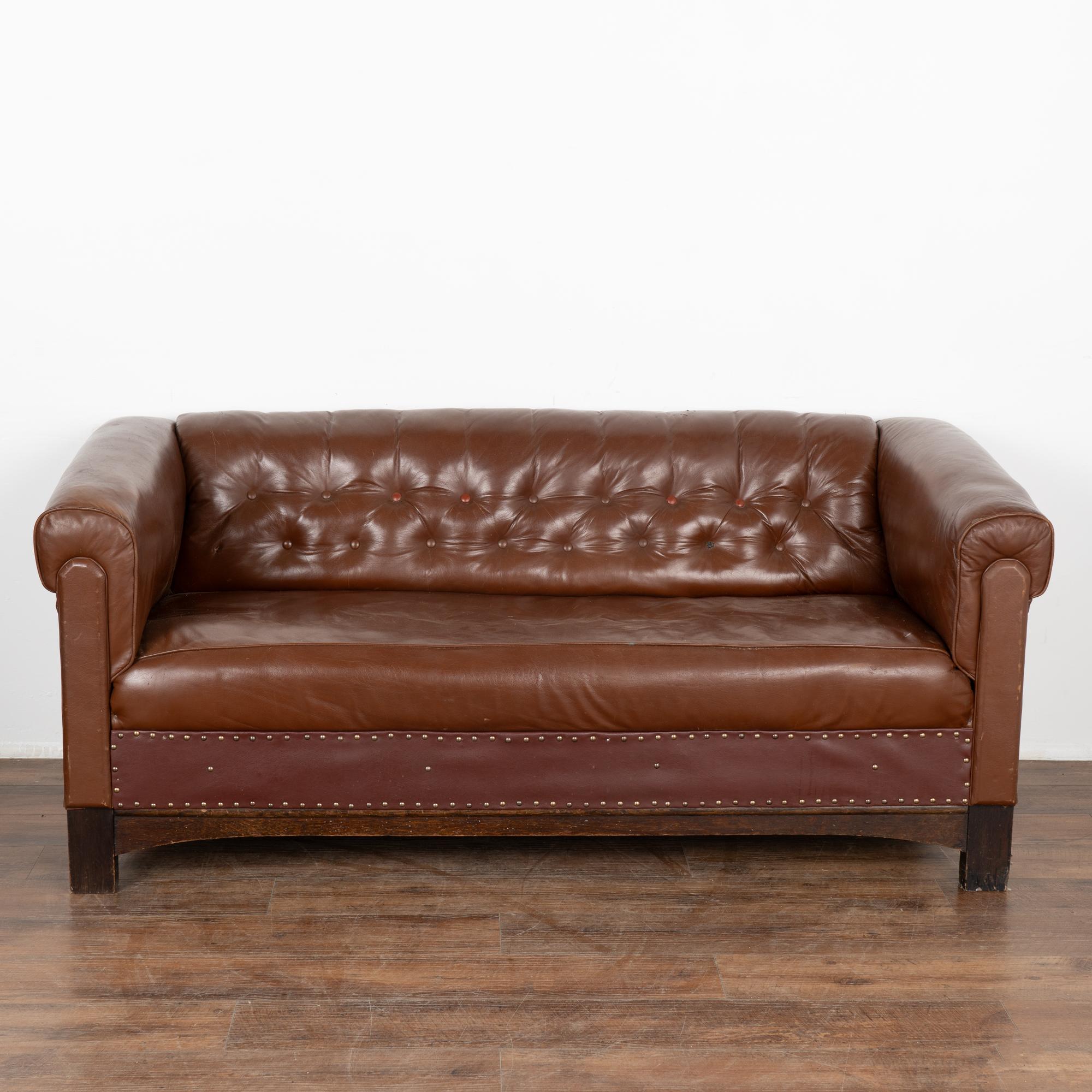 vintage leather sofa set