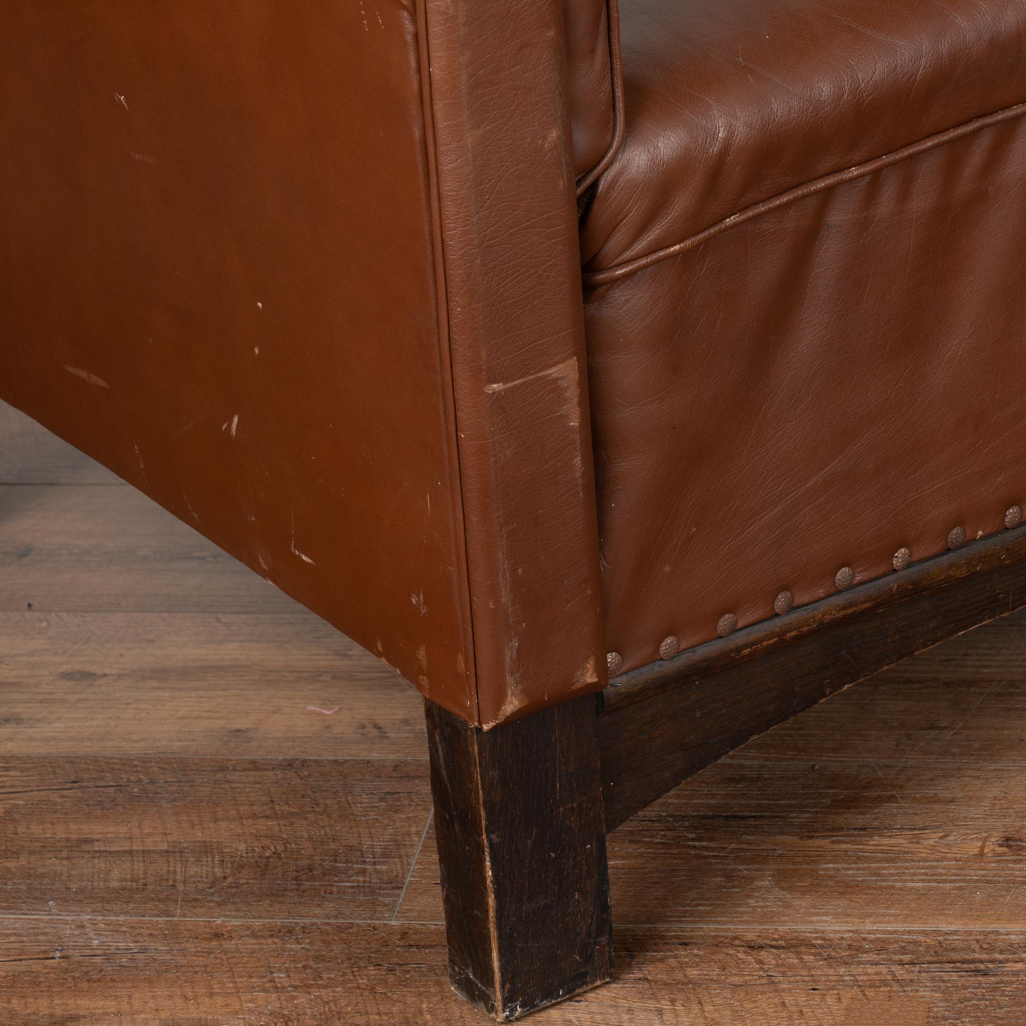 Ensemble de 3, canapé en cuir Brown et paire de fauteuils club, Danemark circa 1960 en vente 1