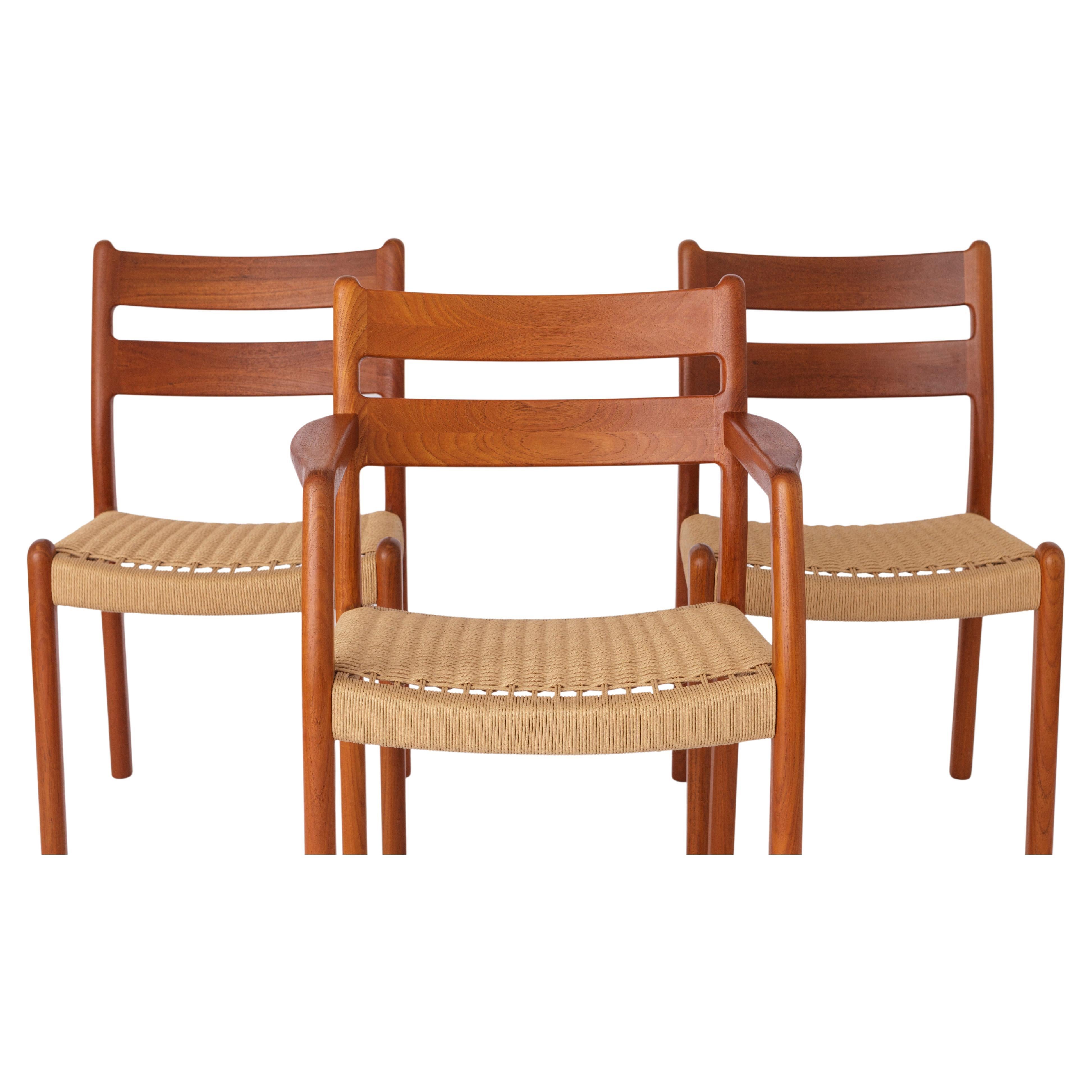 Ensemble de 3 chaises Vintage 1960s EMC Mobler Danish Teak en vente