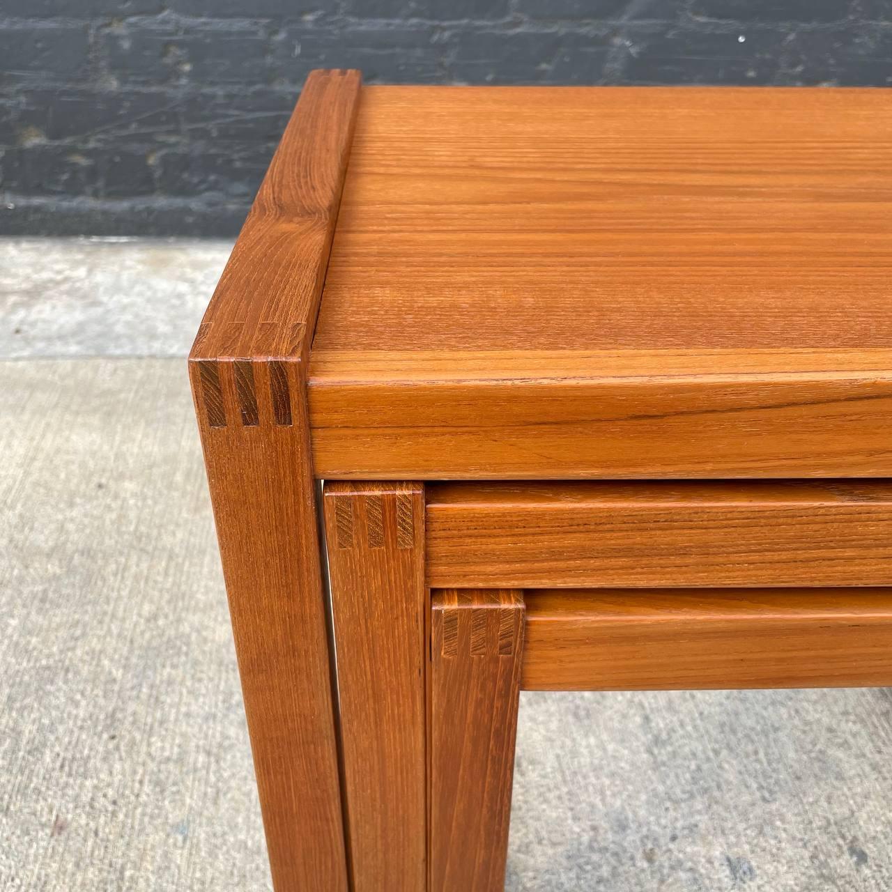 Set of 3 Vintage Danish Modern Teak Nesting Tables For Sale 9