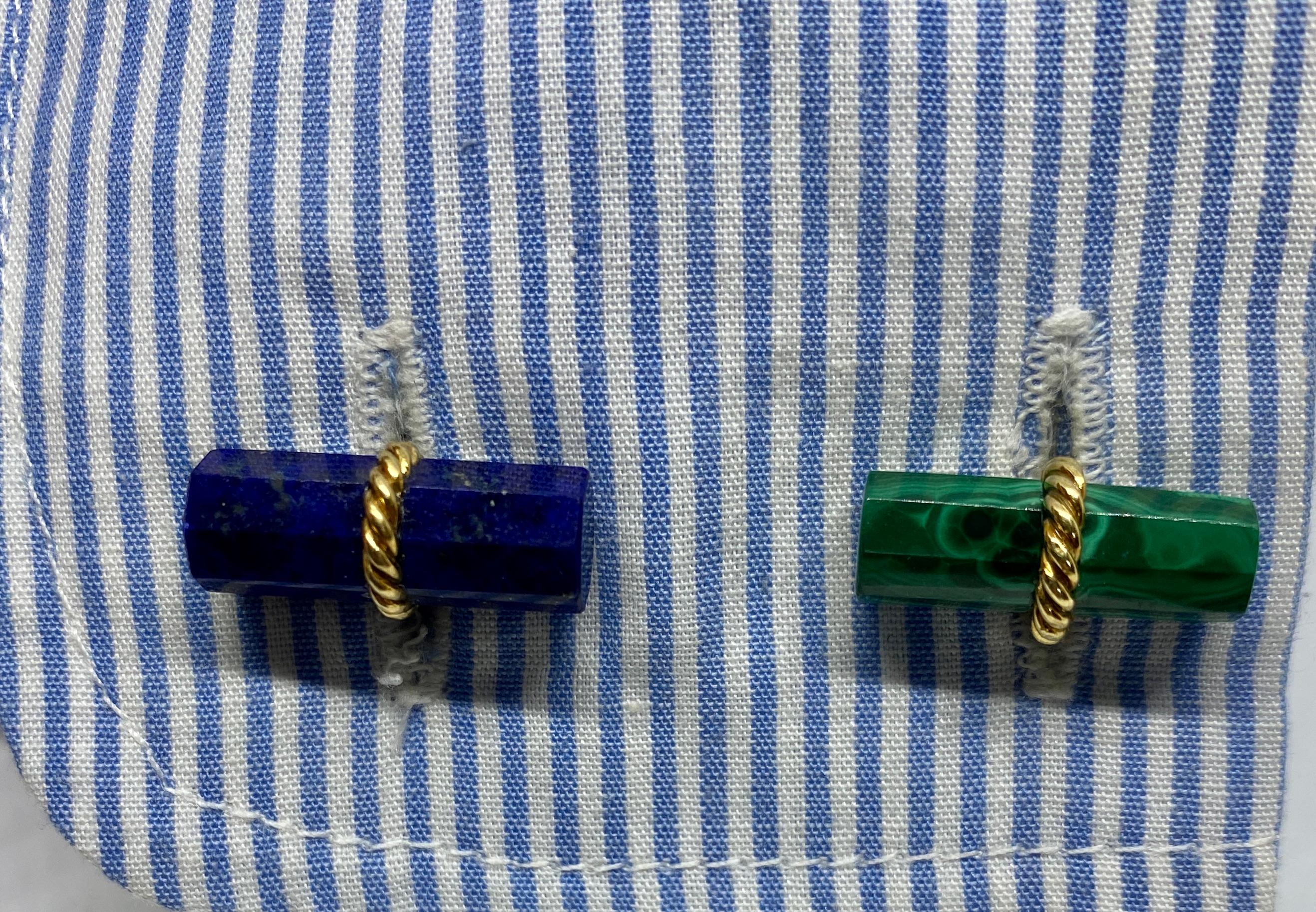 Set of 3 Vintage David Webb Cufflinks in Malachite, Lapis and 18K Yellow Gold For Sale 2