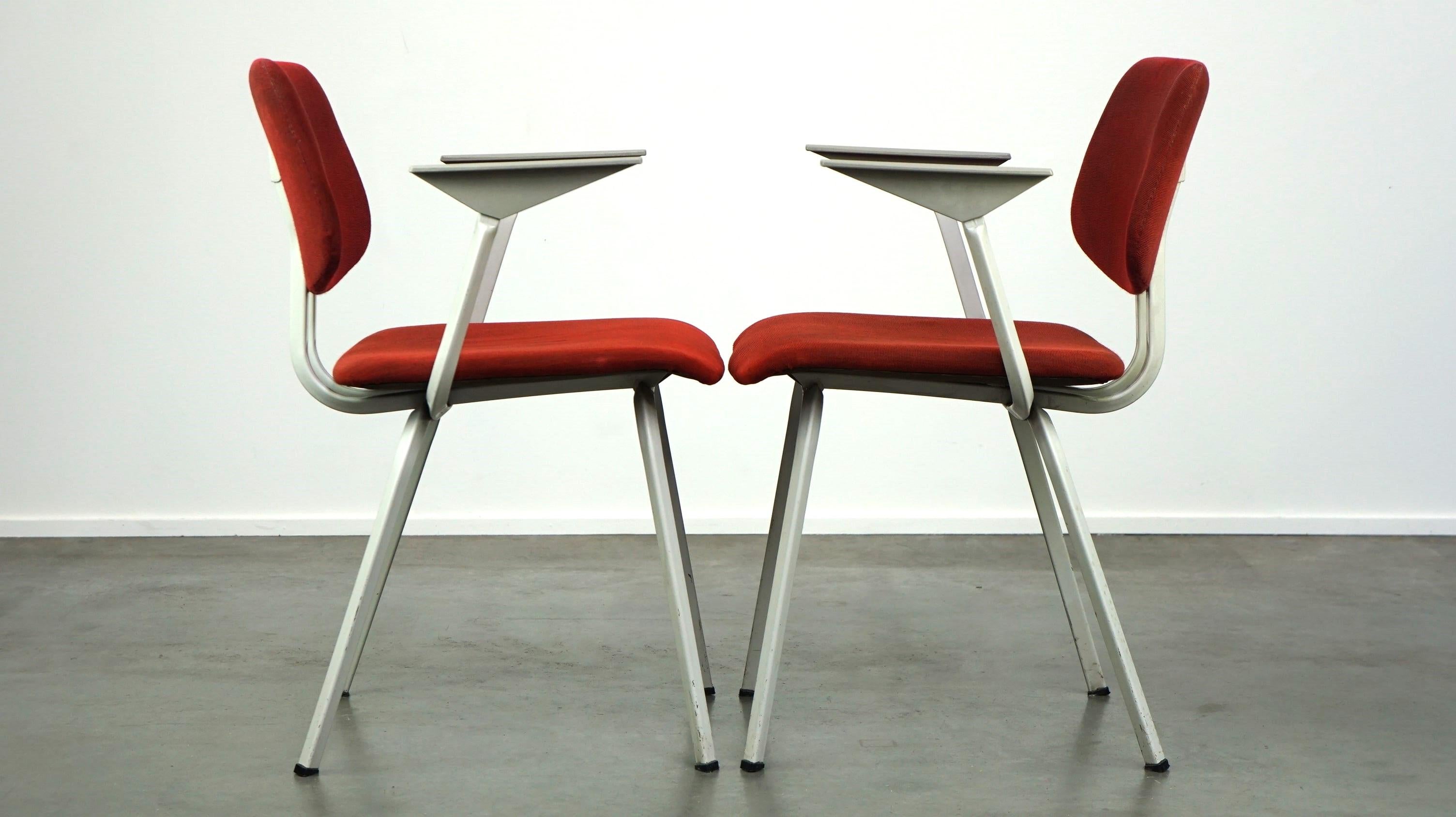 Set of 3 vintage design chairs by Friso Kramer for Ahrend de Cirkel, late 1960s In Good Condition For Sale In Harderwijk, NL