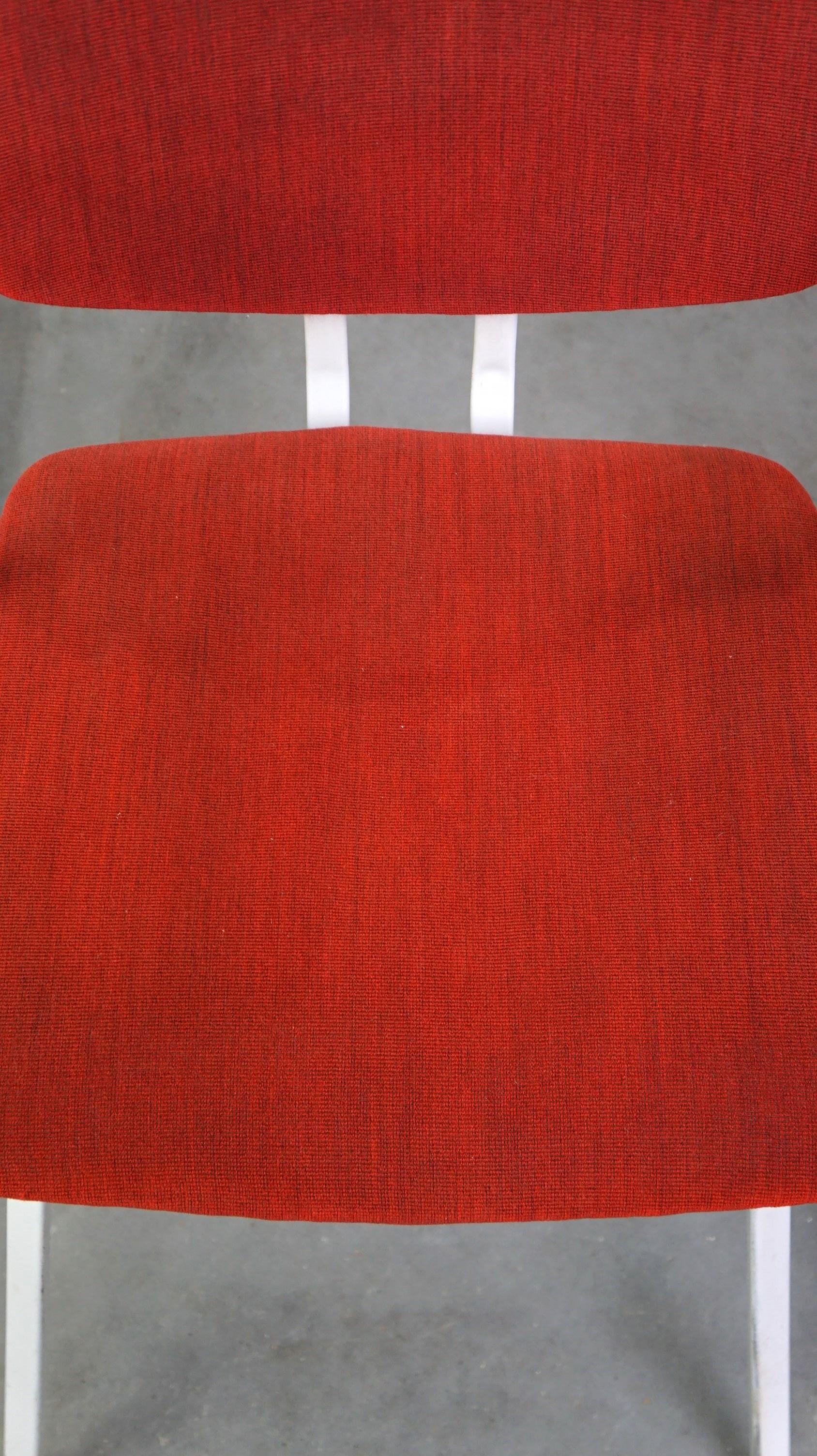 Set of 3 vintage design chairs by Friso Kramer for Ahrend de Cirkel, late 1960s For Sale 1