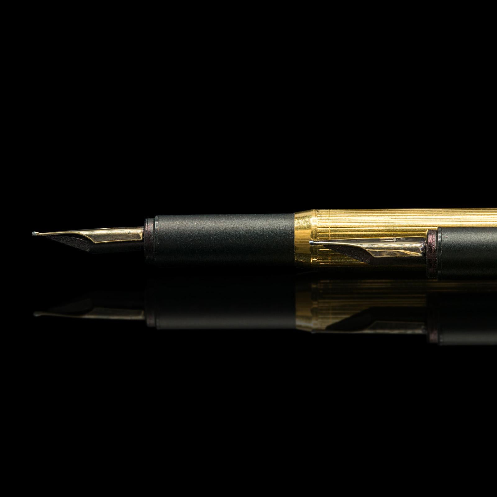 Set of 3 Vintage Dunhill Pens, German, Fountain, Fibre Tip, 14k Gold Nib, Desk For Sale 2