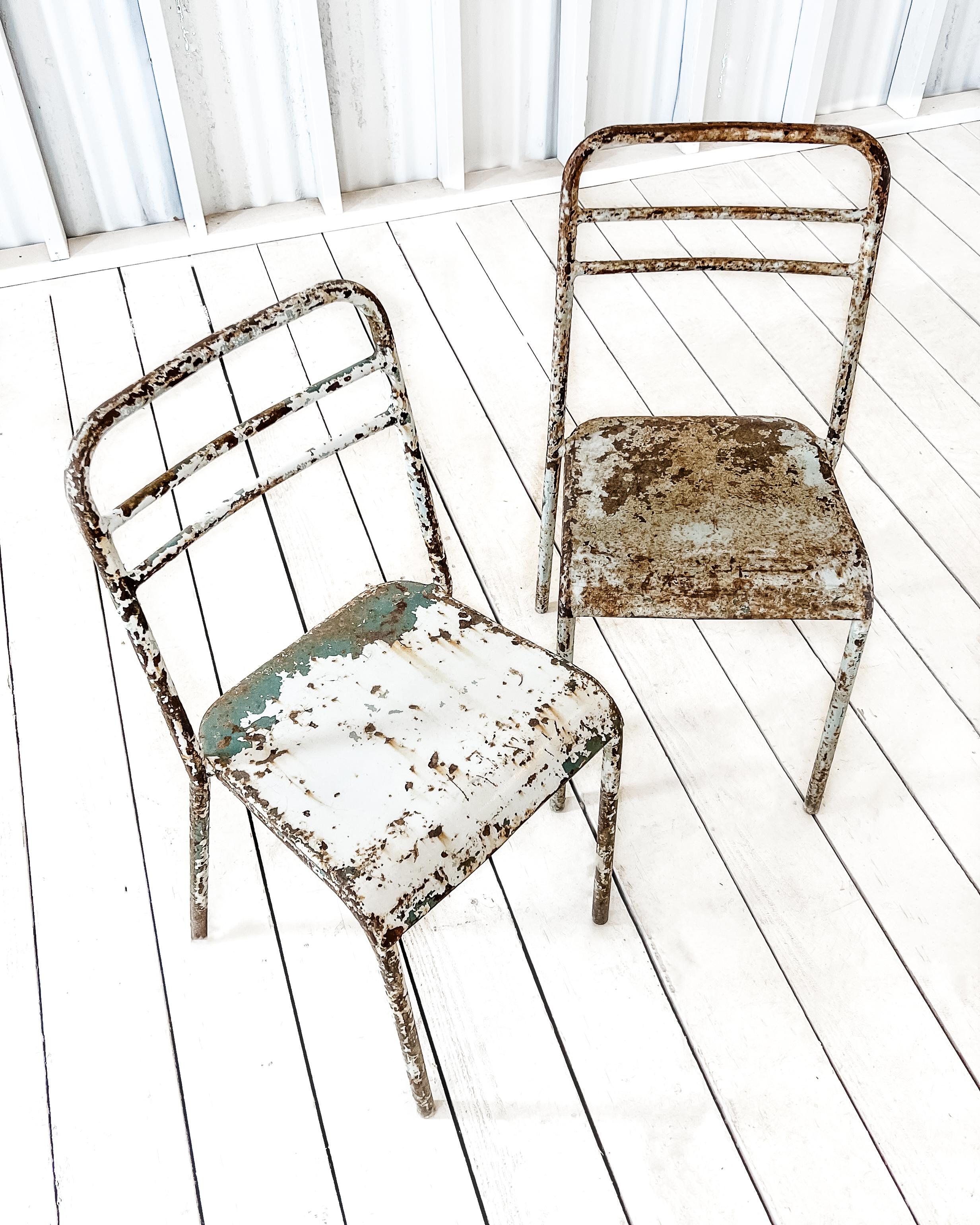 'Set of 3' Vintage French Metal Bistro Table and Chairs 3