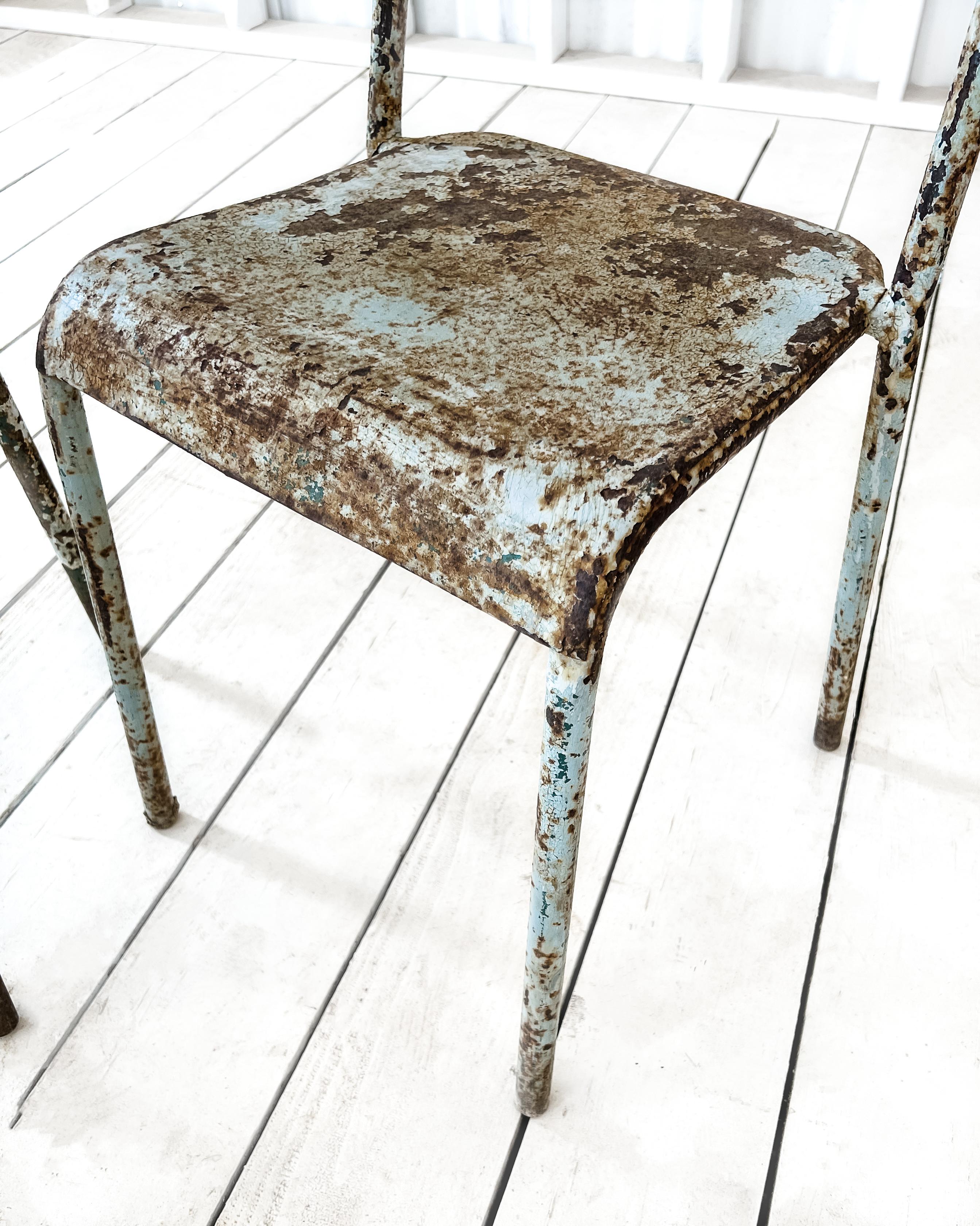 'Set of 3' Vintage French Metal Bistro Table and Chairs 7