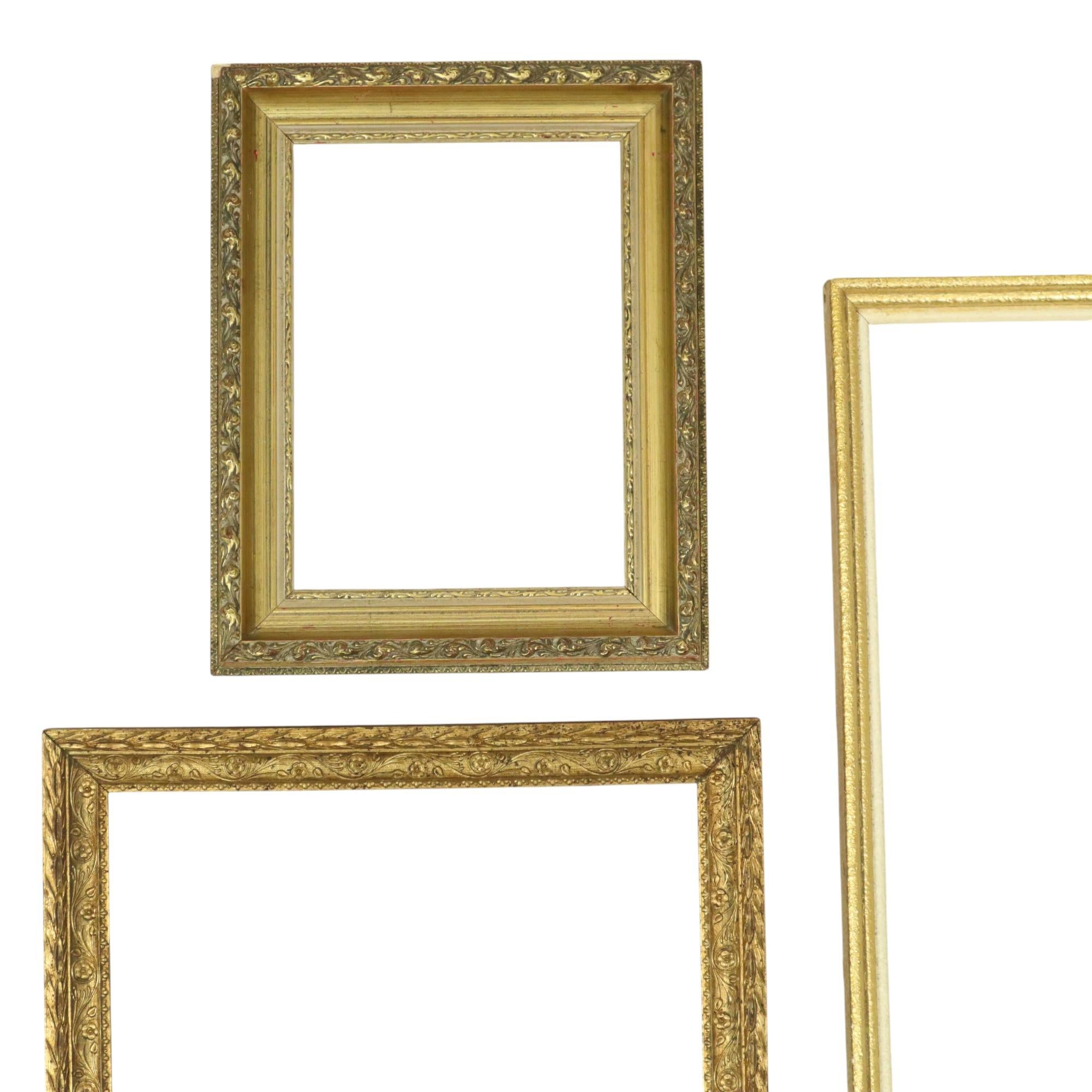 Satz von 3 goldenen Vintage-Rahmen Rahmen im klassischen Stil (Barock) im Angebot