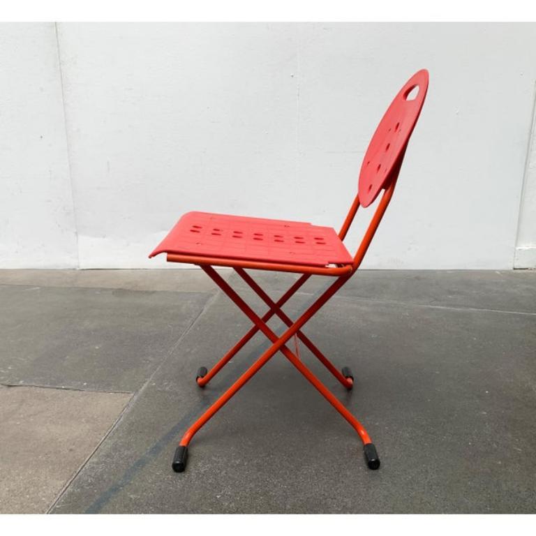 Satz von 3 italienischen postmodernen, klappbaren Charlie-Stühlen im Vintage-Stil, 1980er Jahre im Angebot 5
