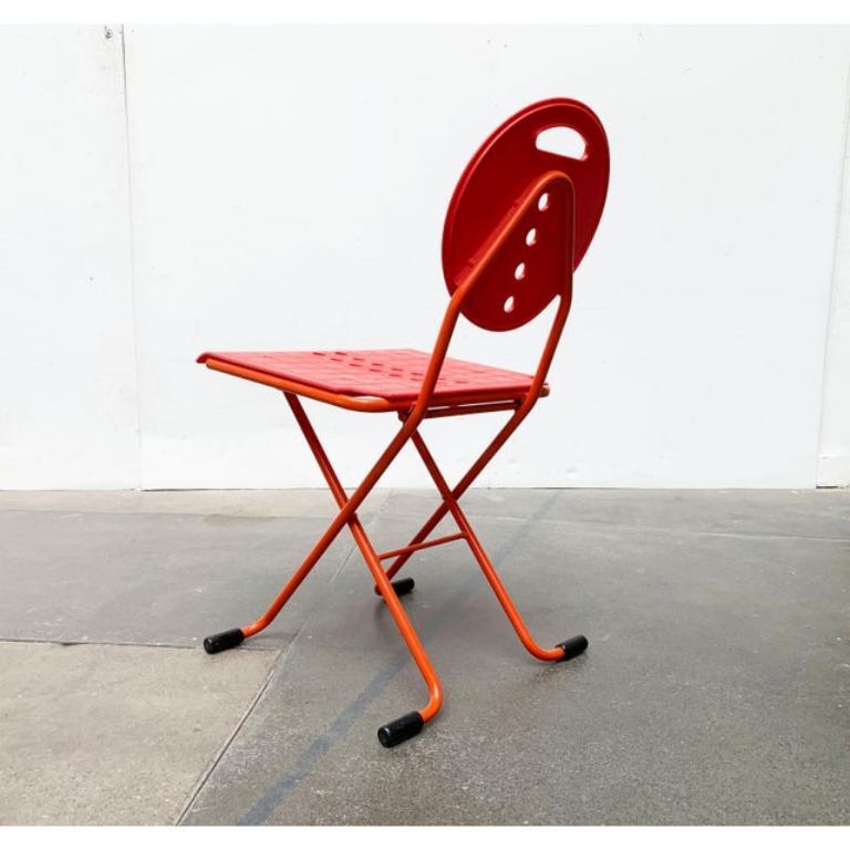 Satz von 3 italienischen postmodernen, klappbaren Charlie-Stühlen im Vintage-Stil, 1980er Jahre im Angebot 1