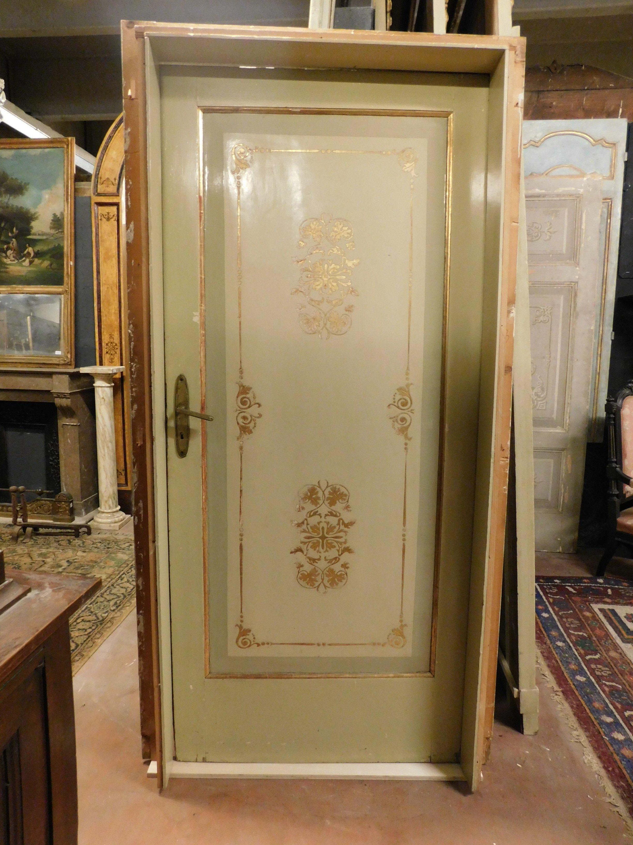 Wood Set of 3 Vintage Lacquered/Gilded Doors, Complete with Frame, Early '900 Italy For Sale