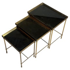 Set of 3 vintage nesting tables