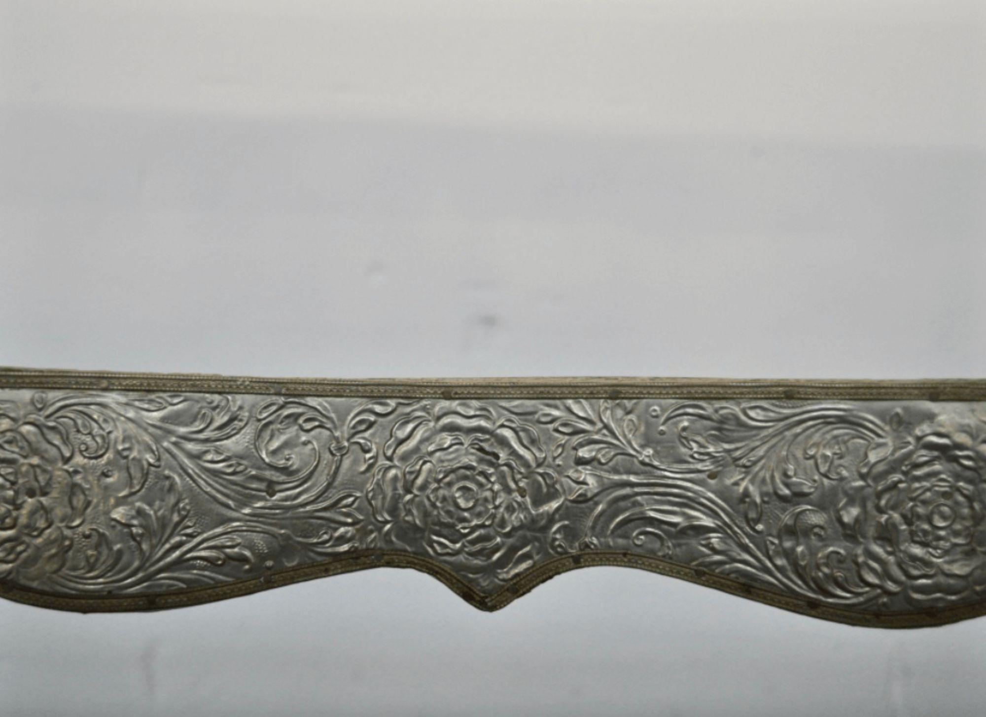 Ensemble de 3 fauteuils Vintage en argent en vente 6