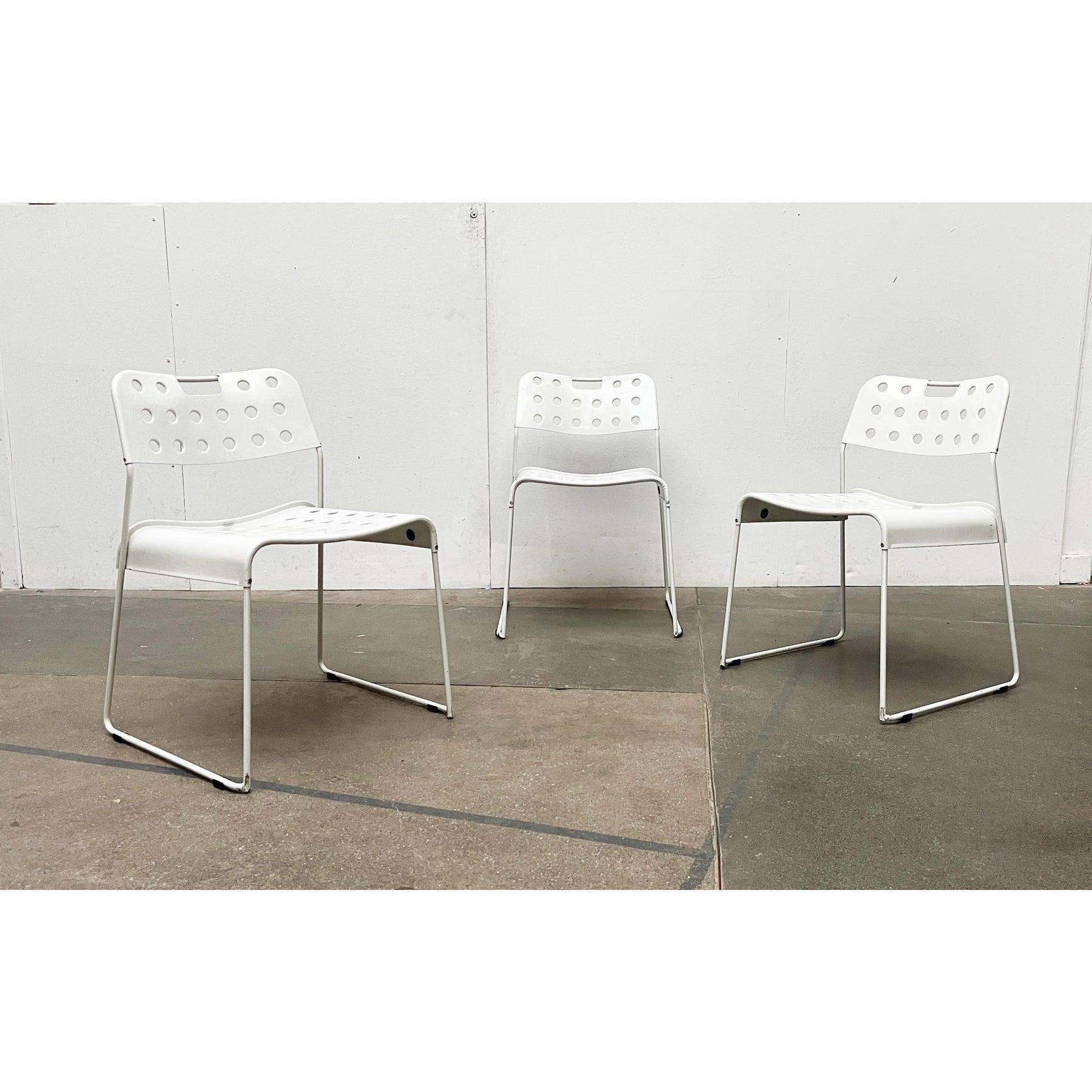 Set of 3 Vintage Space Age Chairs by Rodney Kinsman for Bieffeplast, 1970s For Sale 8
