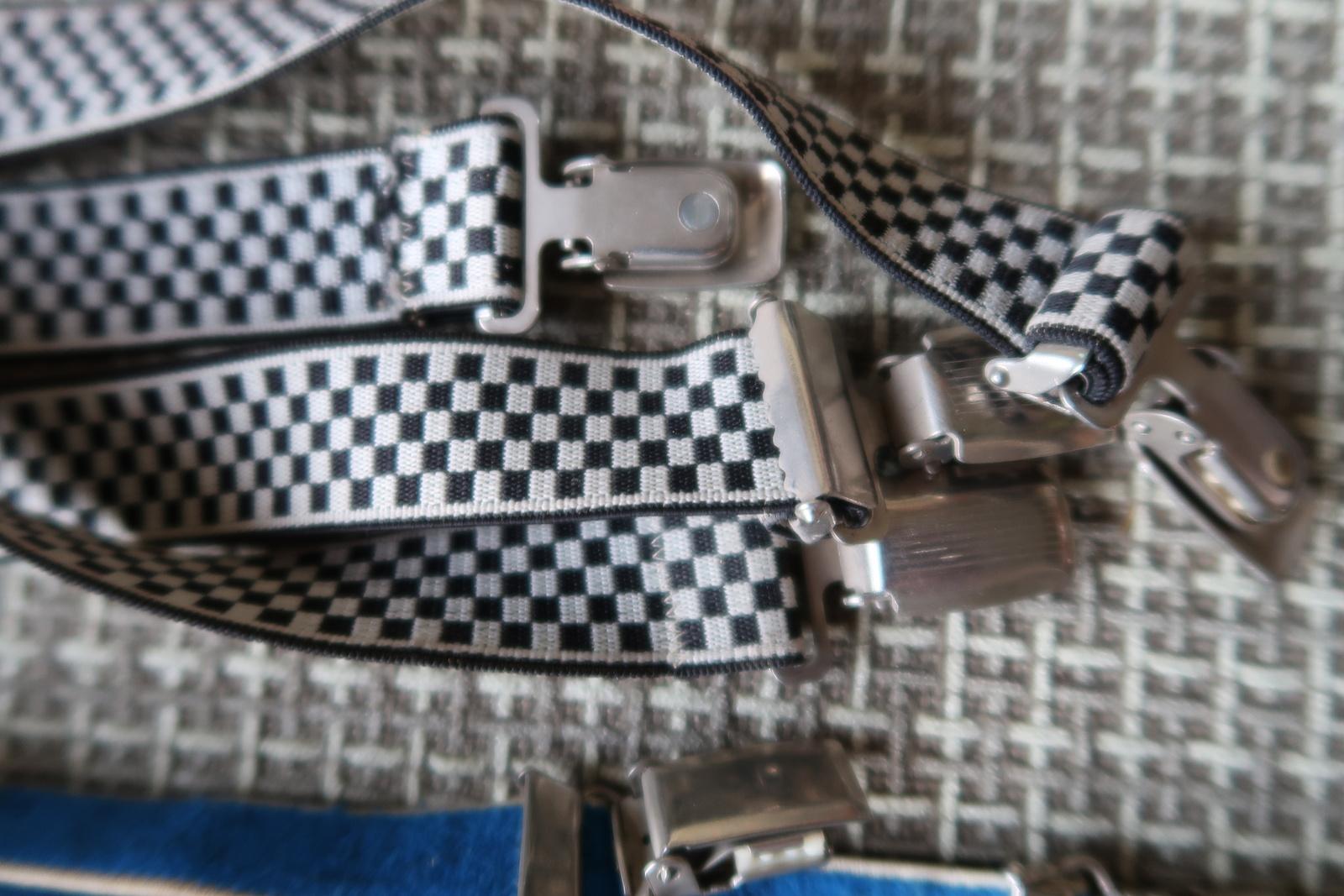 Set of 3 Vintage Suspenders from USSR: Nostalgic Charm from the 1970s, 1J99 In Good Condition For Sale In Bordeaux, FR