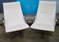 Set of 3 Vitra Charles Eames Alu Chairs, Herman Miller, swivel, White Leather