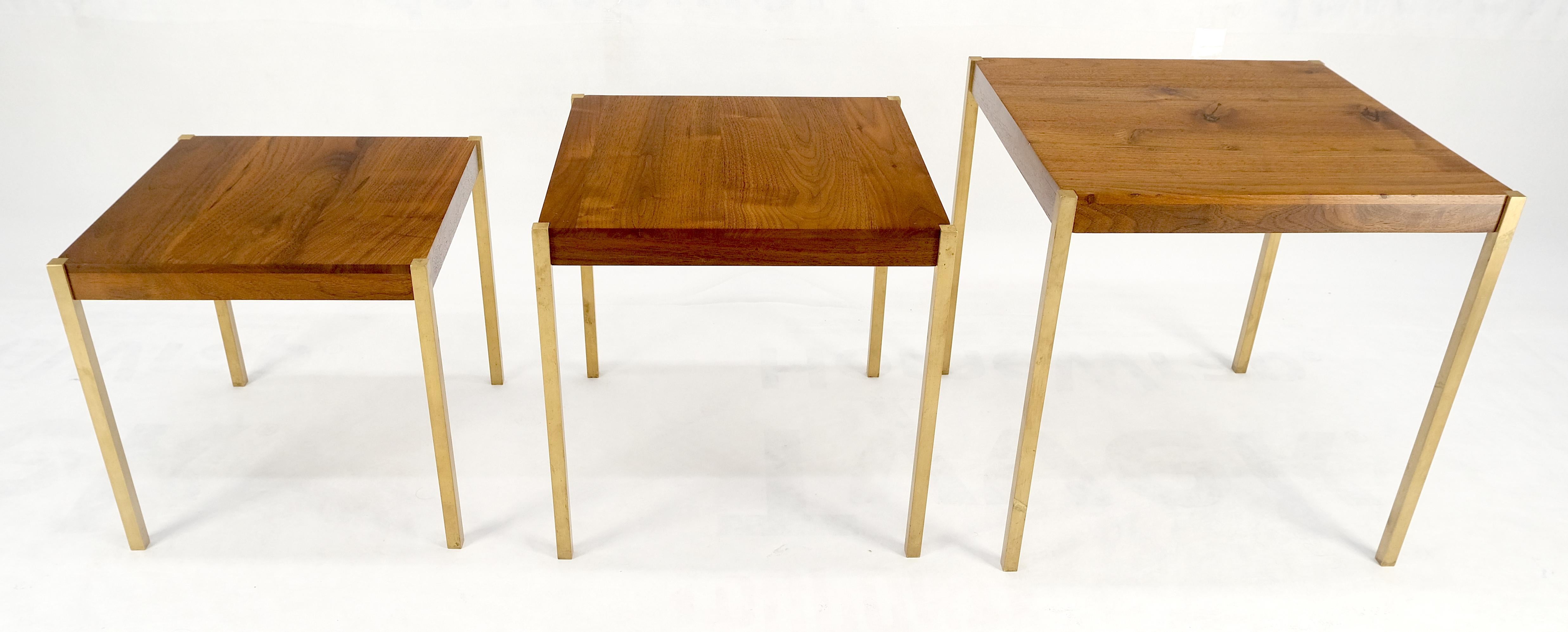 Set of 3 Walnut Nesting Tables on a Solid Brass Square Bar Leg MINT For Sale 2