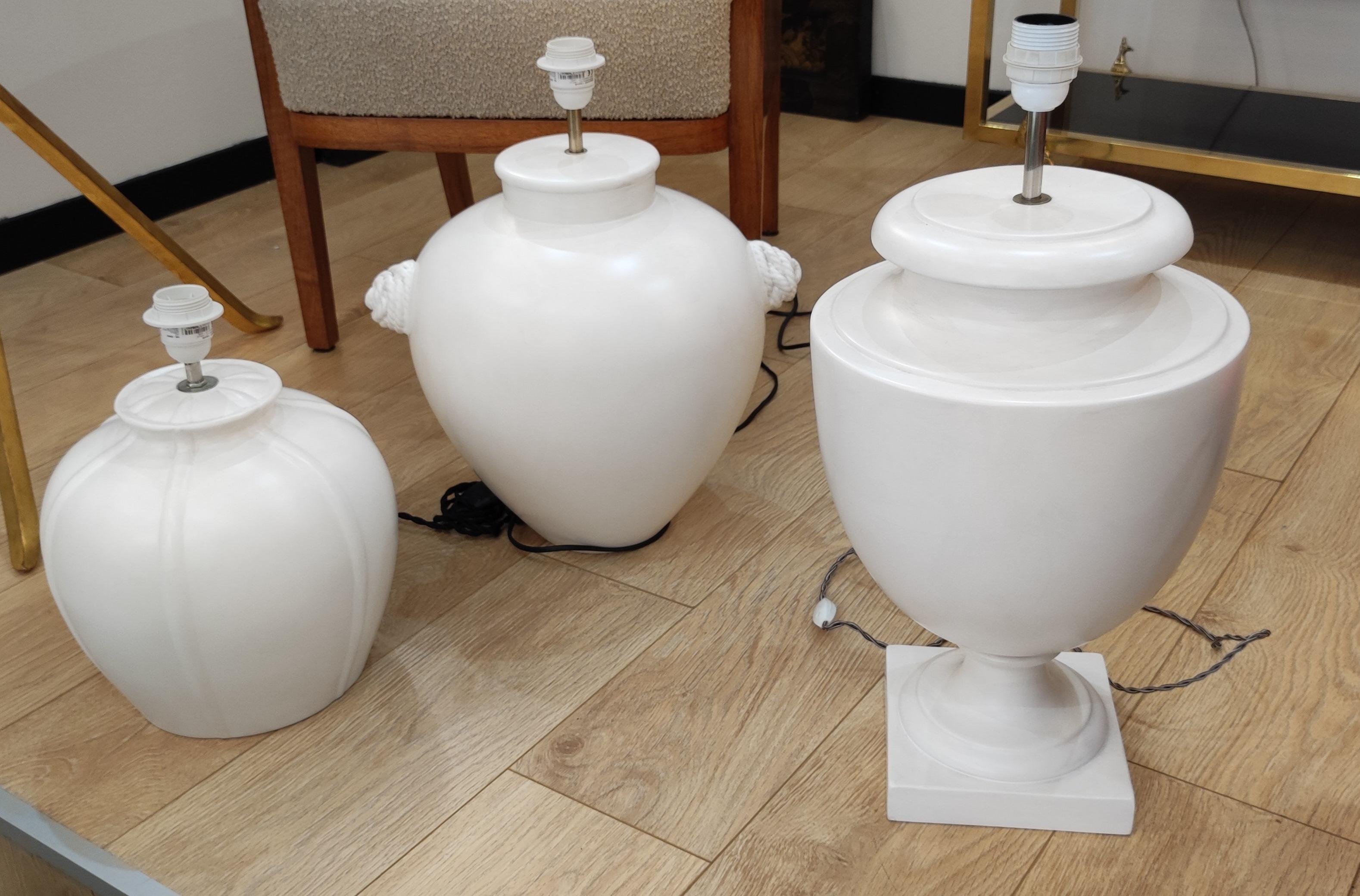 Set aus 3 weißen Keramik-Tischlampen im Angebot 4