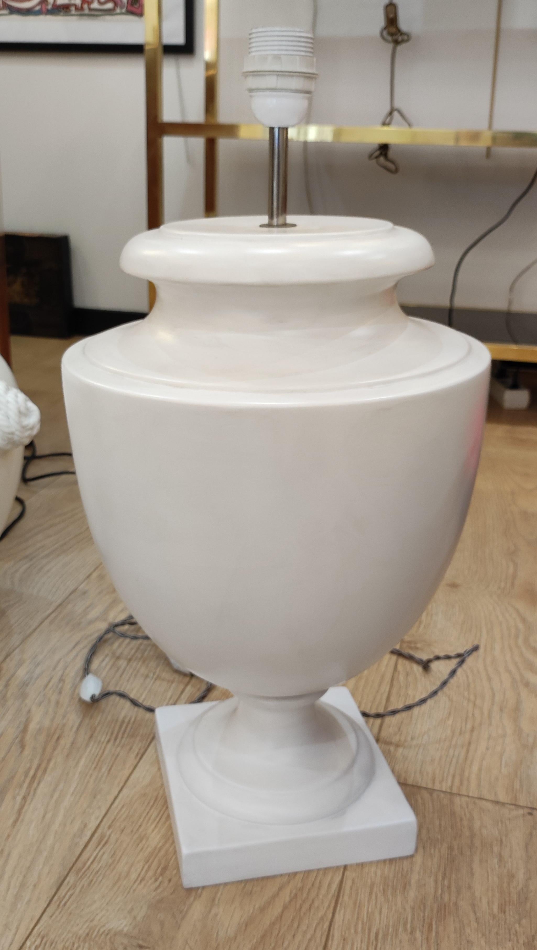 Set aus 3 weißen Keramik-Tischlampen (Französisch) im Angebot
