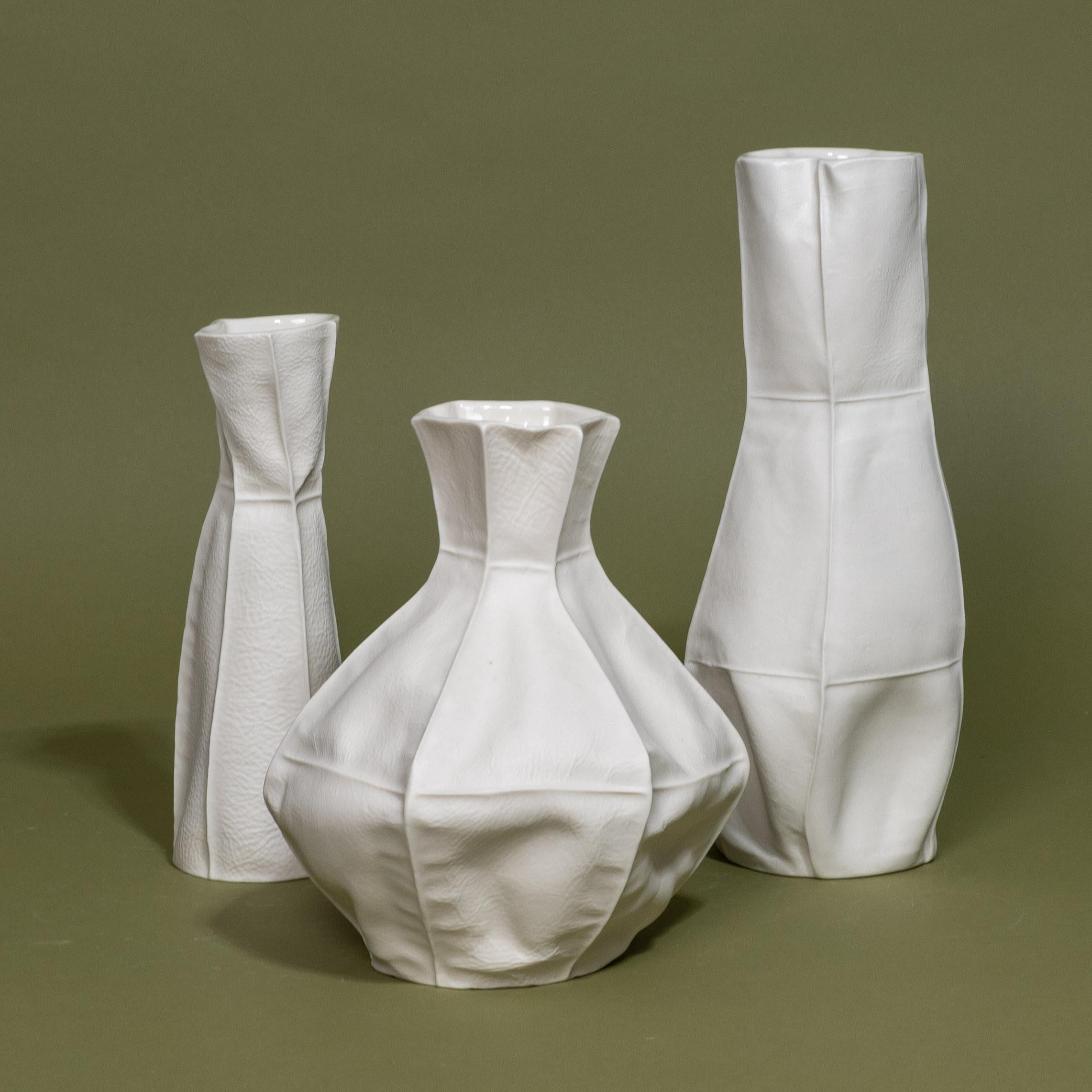 American Set of 3 White Ceramic Kawa Vases, Luft Tanaka, organic, porcelain For Sale