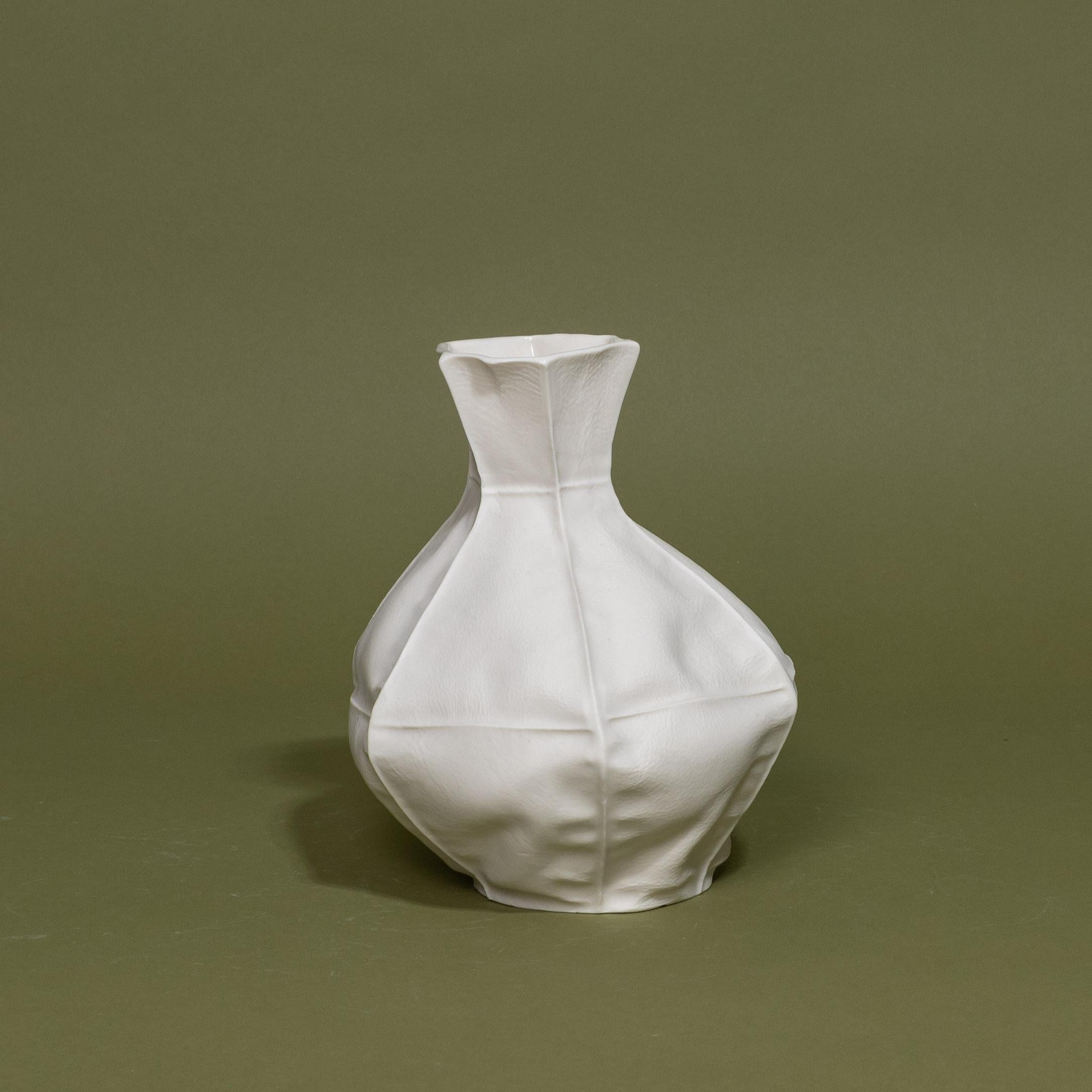 Contemporary Set of 3 White Ceramic Kawa Vases, Luft Tanaka, organic, porcelain For Sale