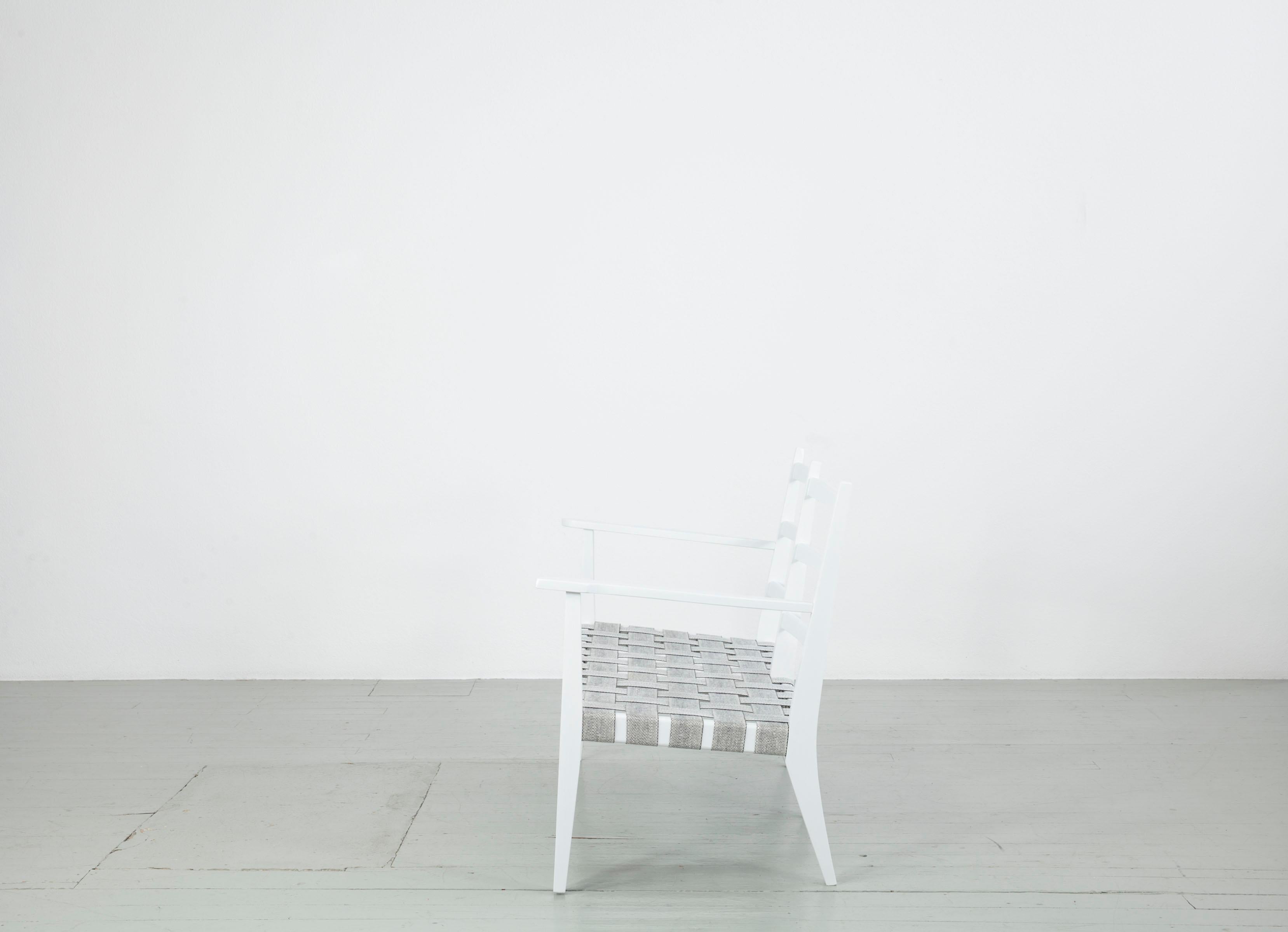 Jute Ensemble de 3 bancs en bois peints en blanc avec un fauteuil, Italie, années 1960 en vente