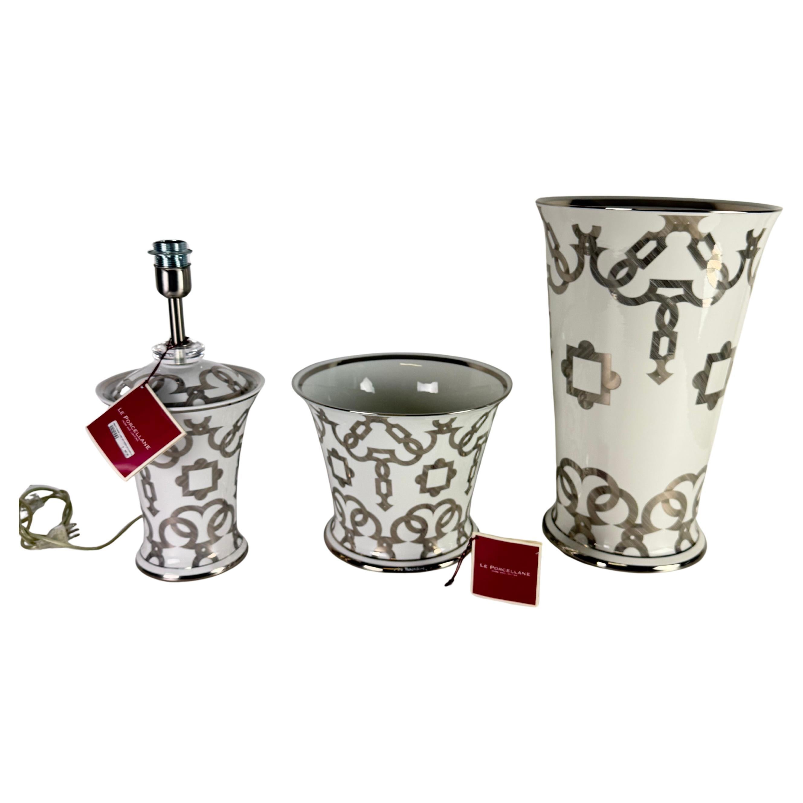 Set of 3 White Porcelain Objects With Platinum finishes by "Le Porcellane", 1990 For Sale