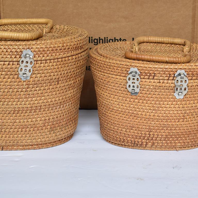 20th Century Set of 3 Wicker Nesting Fishing Baskets with Handles Hong Kong, circa 1960