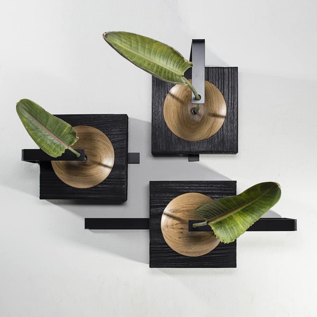 Postmoderno Set di 3 Vaso Torno in legno e alluminio di Andre Ferri Atelier in vendita