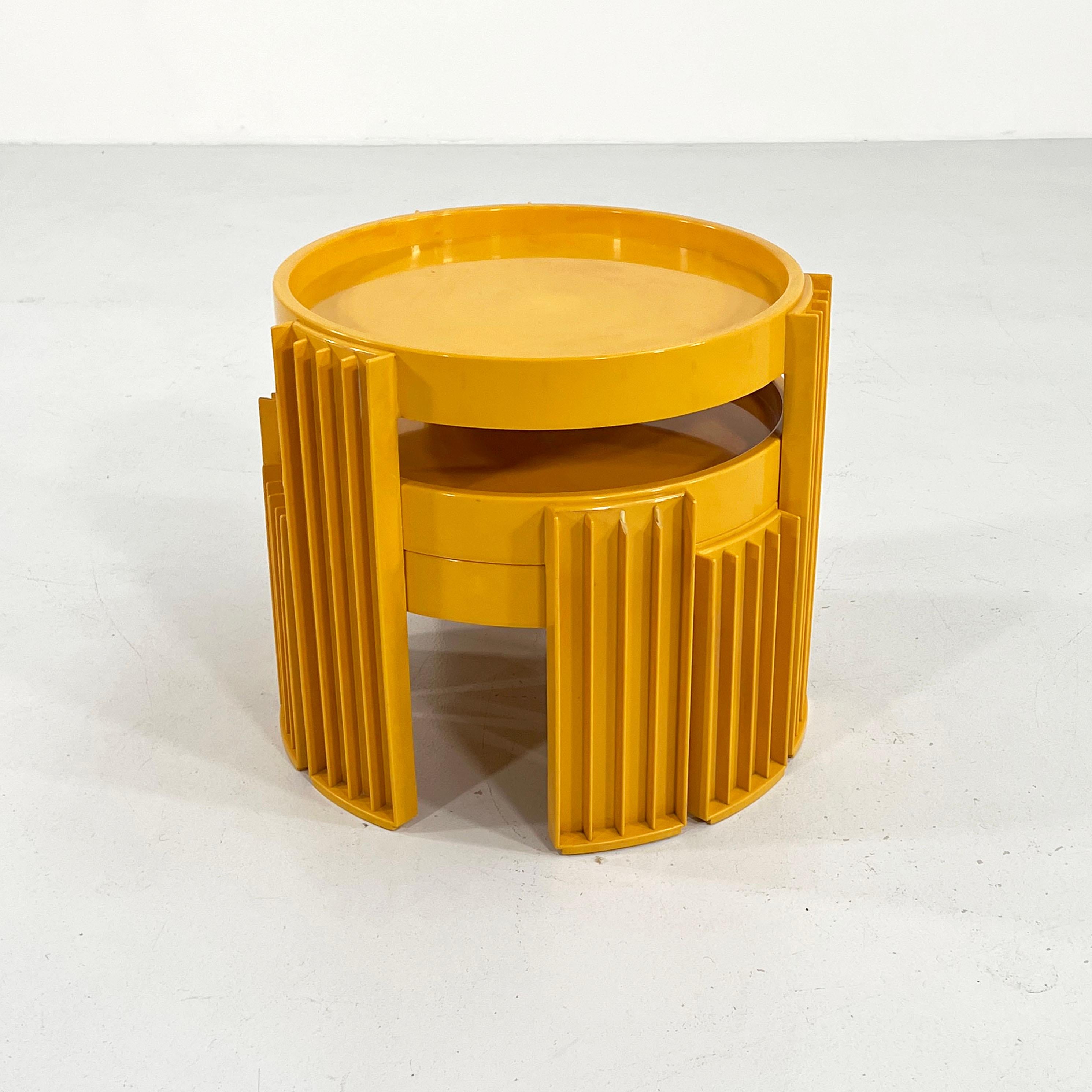 Italian Set of 3 Yellow Marema Nesting Tables by Gianfranco Frattini for Cassina, 1960s