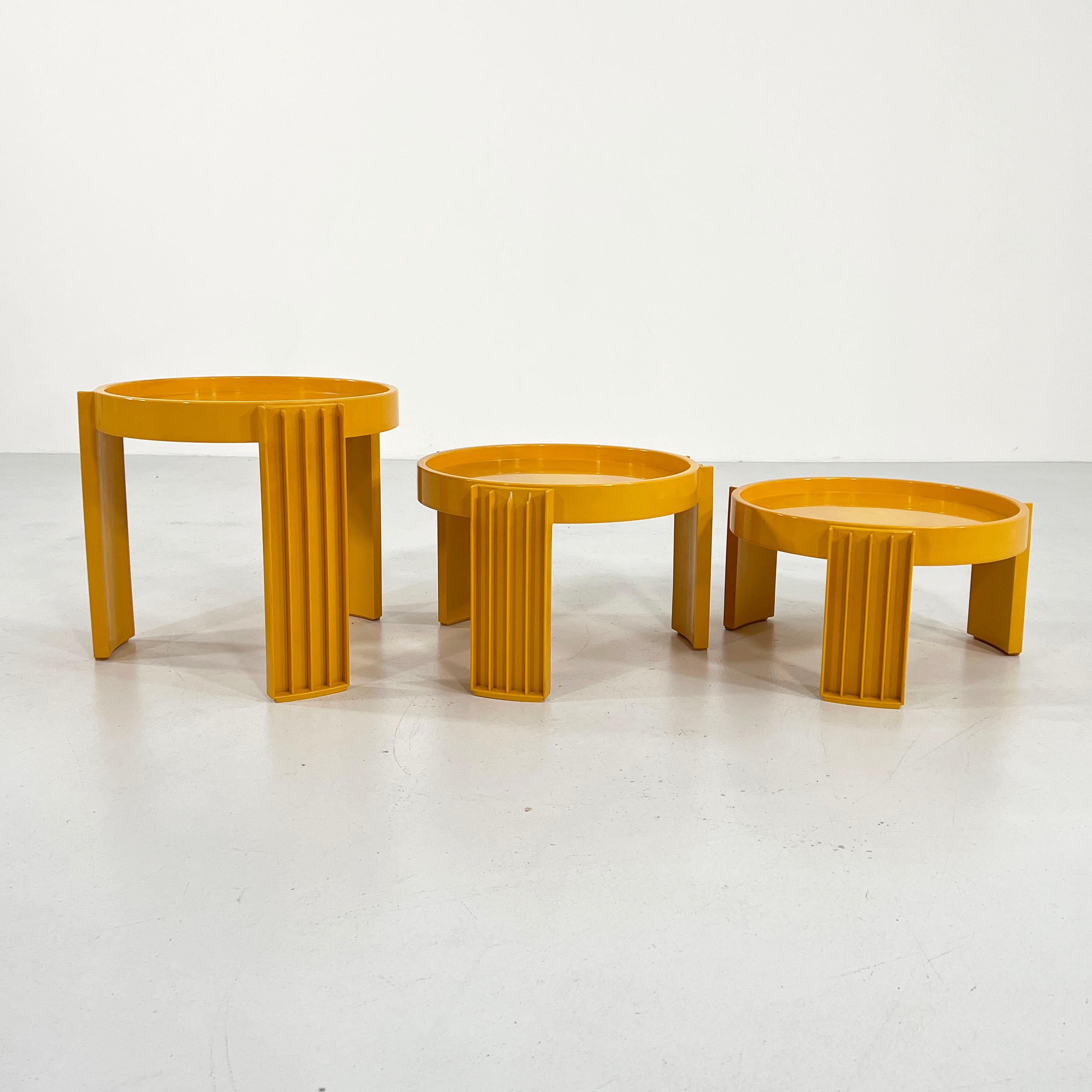 Mid-20th Century Set of 3 Yellow Marema Nesting Tables by Gianfranco Frattini for Cassina, 1960s