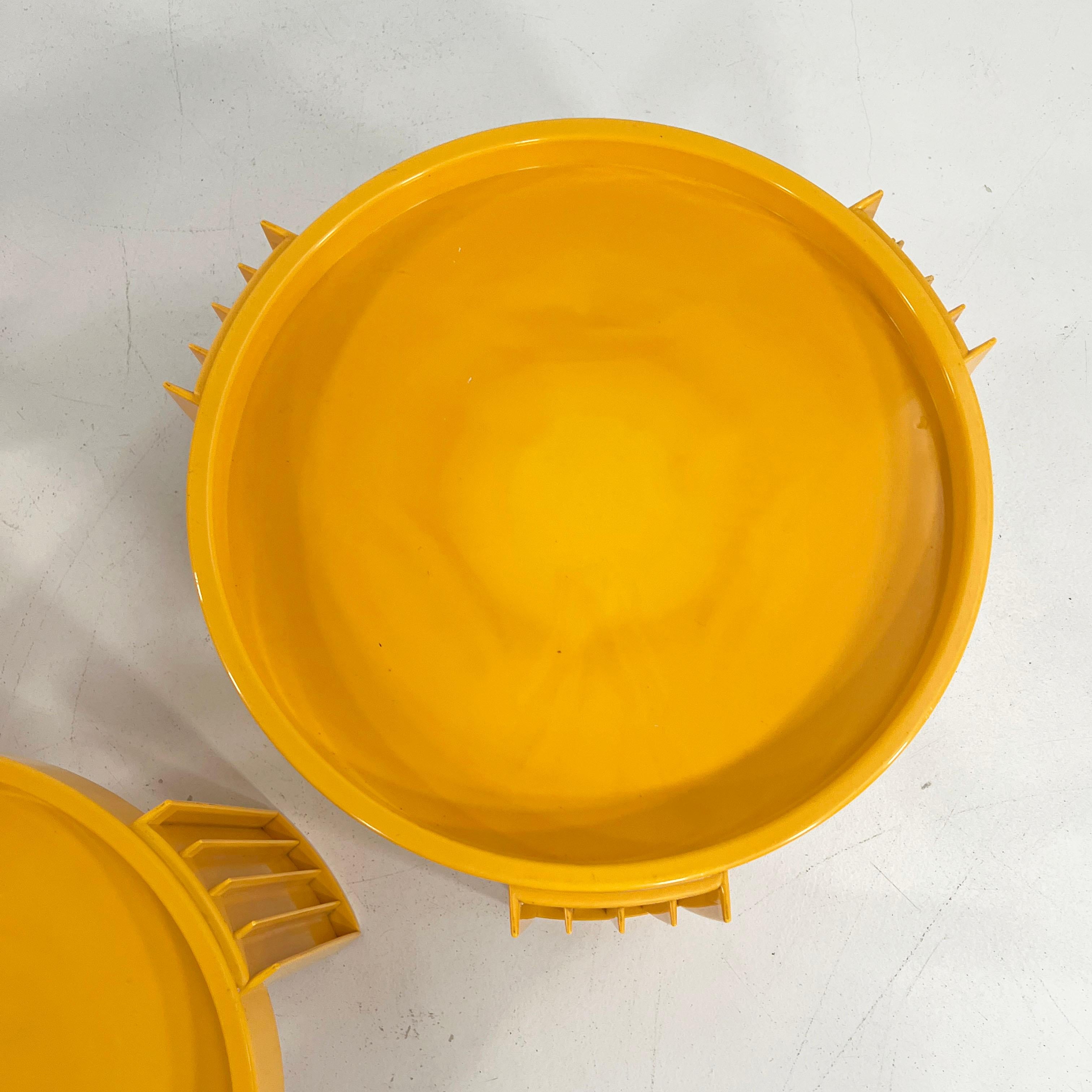 Set of 3 Yellow Marema Nesting Tables by Gianfranco Frattini for Cassina, 1960s 1