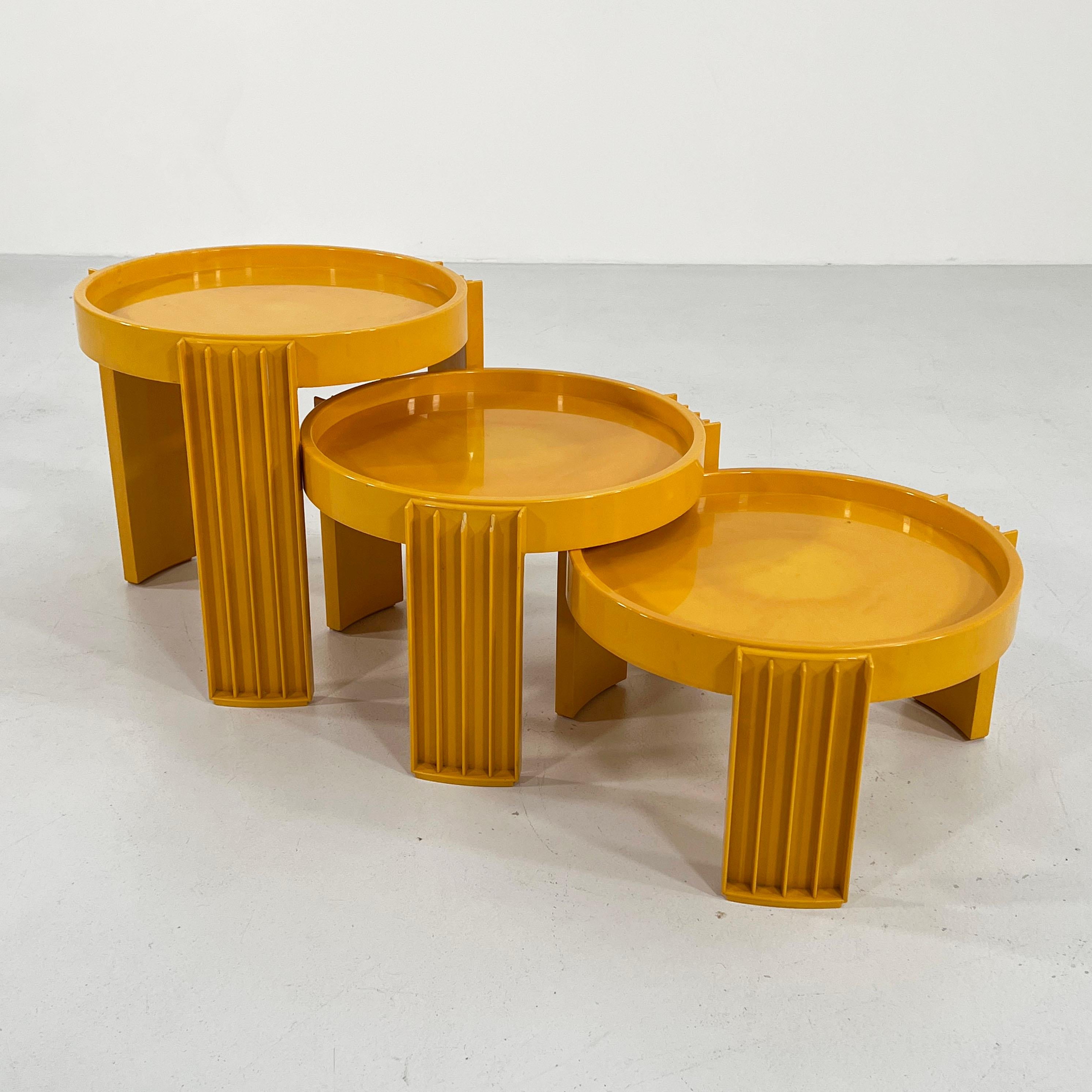 Set of 3 Yellow Marema Nesting Tables by Gianfranco Frattini for Cassina, 1960s 3
