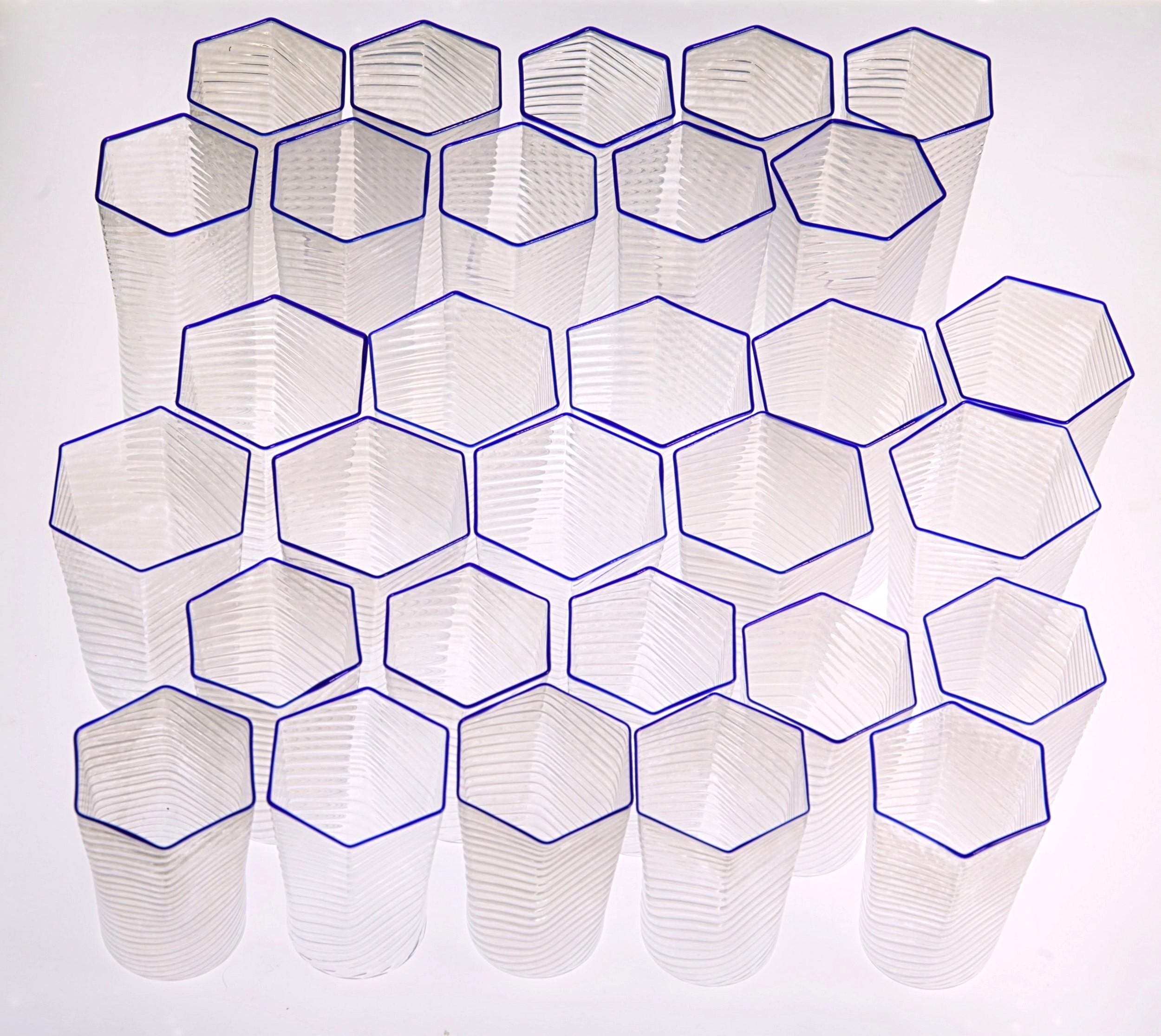Set of 30 Hexagonal Opaline Glasses, Blue Cobalt Rim, Carlo Scarpa, 1932 Design In Good Condition In Tavarnelle val di Pesa, Florence
