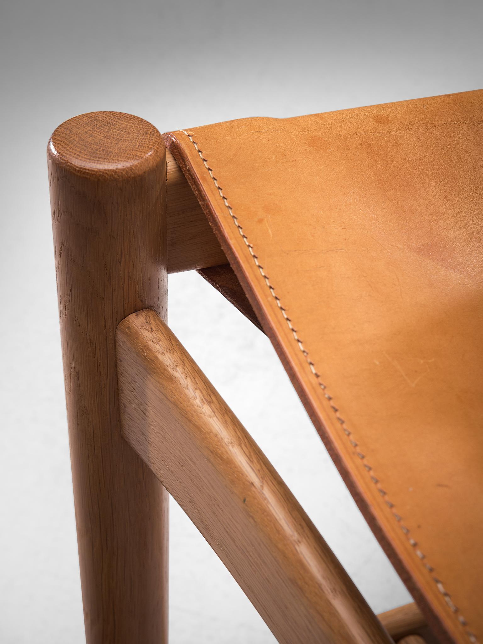 Satz ''3237'' Stühle aus Eiche und cognacfarbenem Leder von Børge Mogensen 1