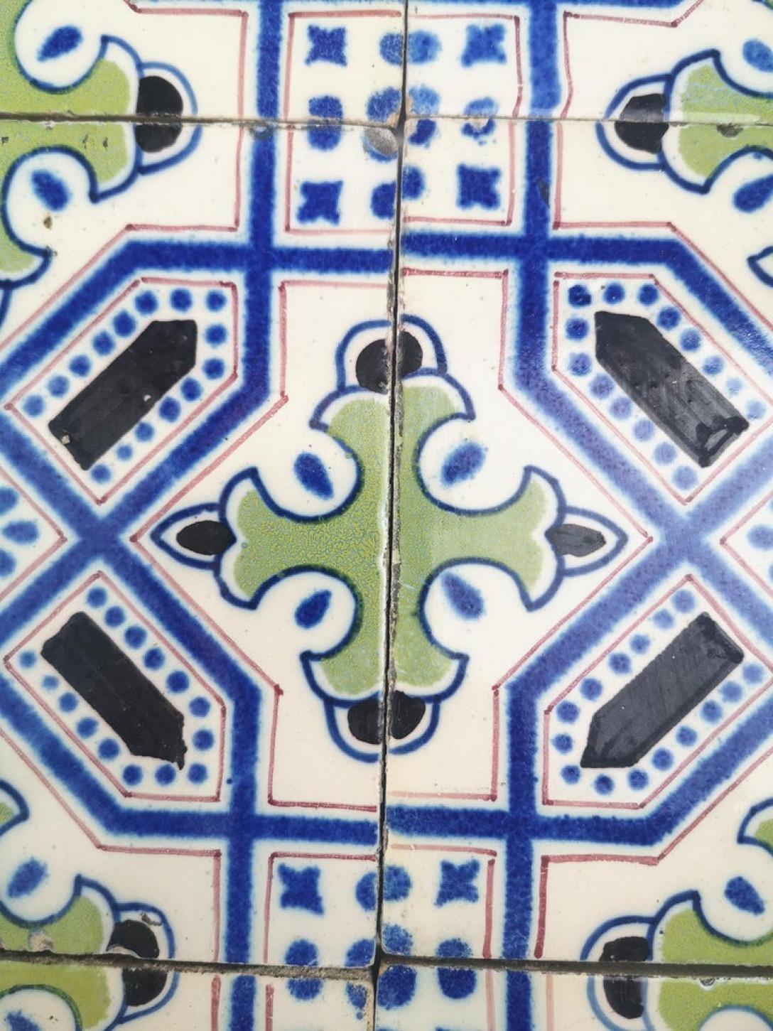 Set of 35 Handmade Antique Ceramic Tiles, Dutch, 1920s For Sale 5