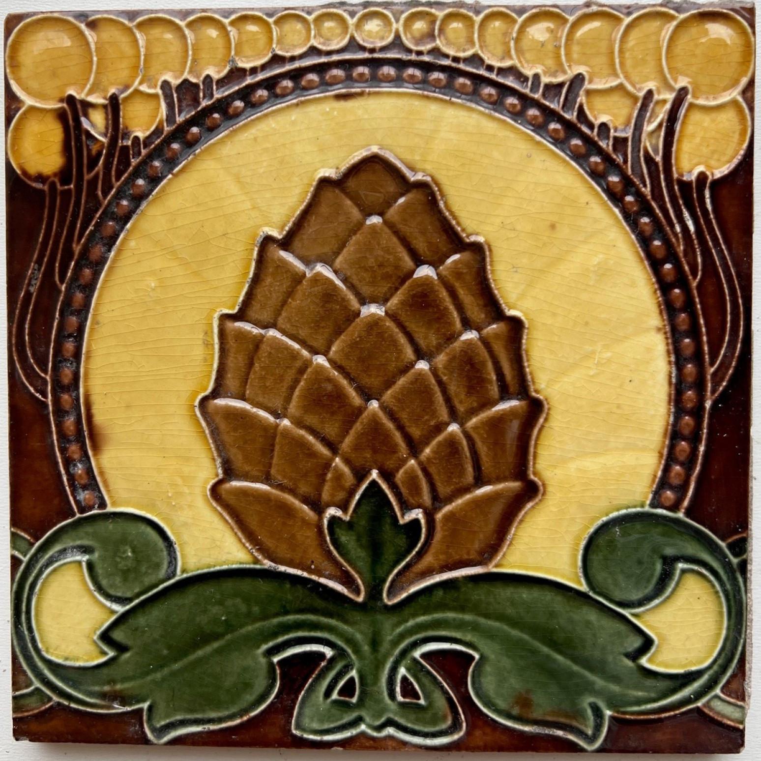 Set of 35 Pine Cone Art Nouveau Glazed Border Tiles by Le Glaive, 1920 For Sale 5