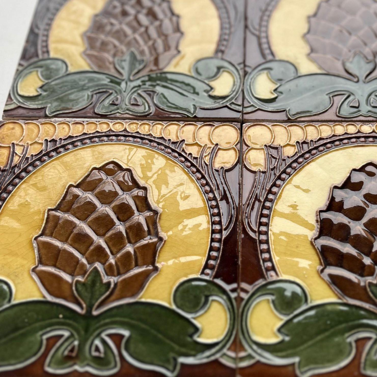 Set of 35 Pine Cone Art Nouveau Glazed Border Tiles by Le Glaive, 1920 For Sale 7